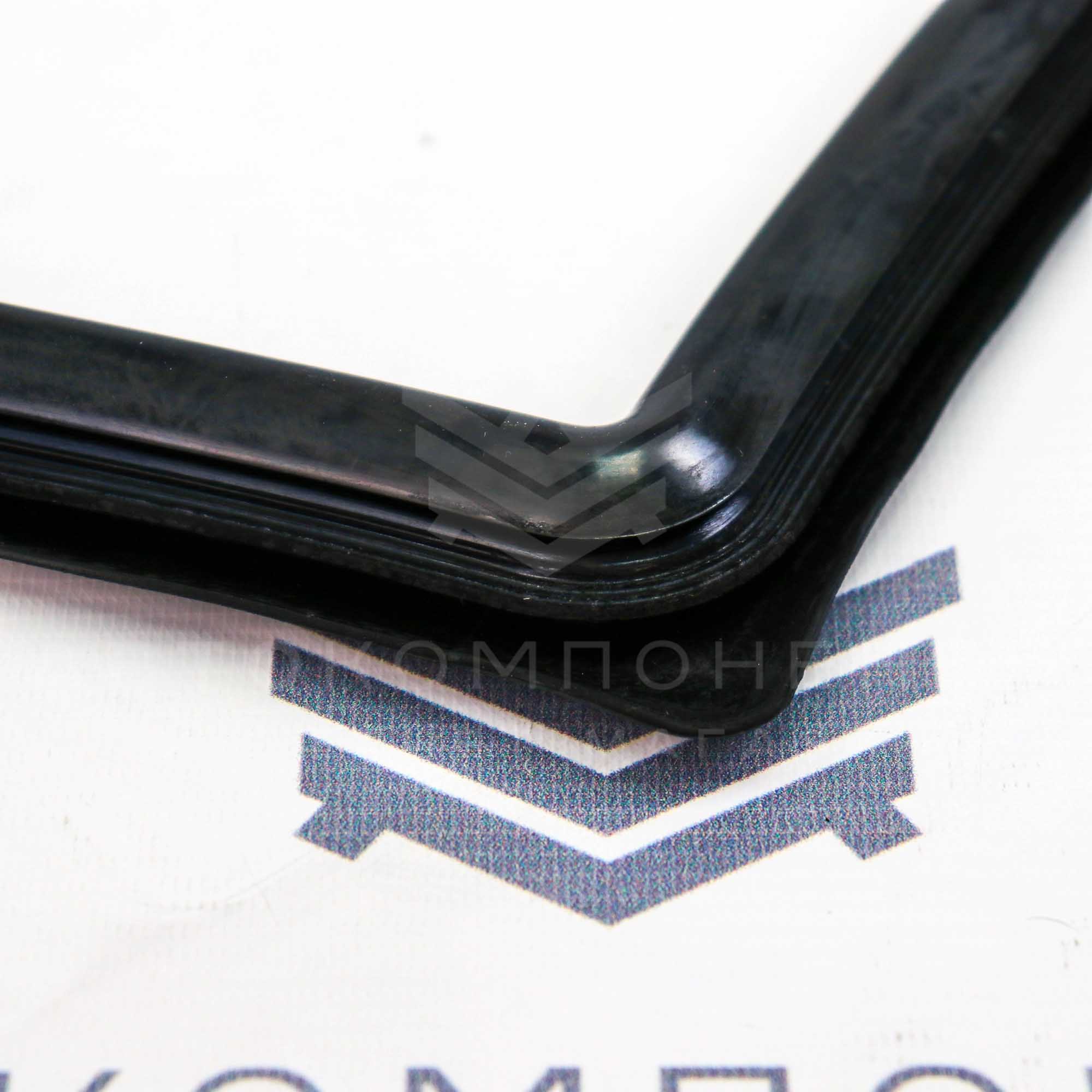 Уплотнитель заднего стекла крышки багажника ВАЗ 2108, 2109, 2113, 2114