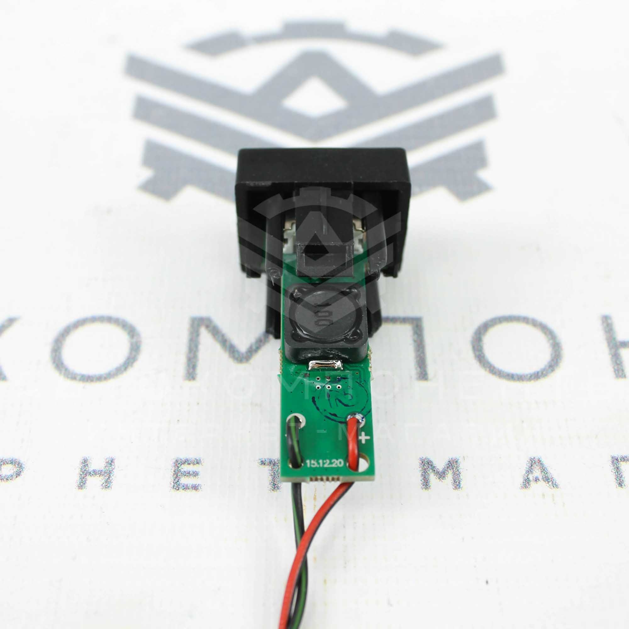 USB-зарядное устройство (на 2 слота) Лада Приора, Гранта, Гранта FL, Калина 2 "Тюн Авто"