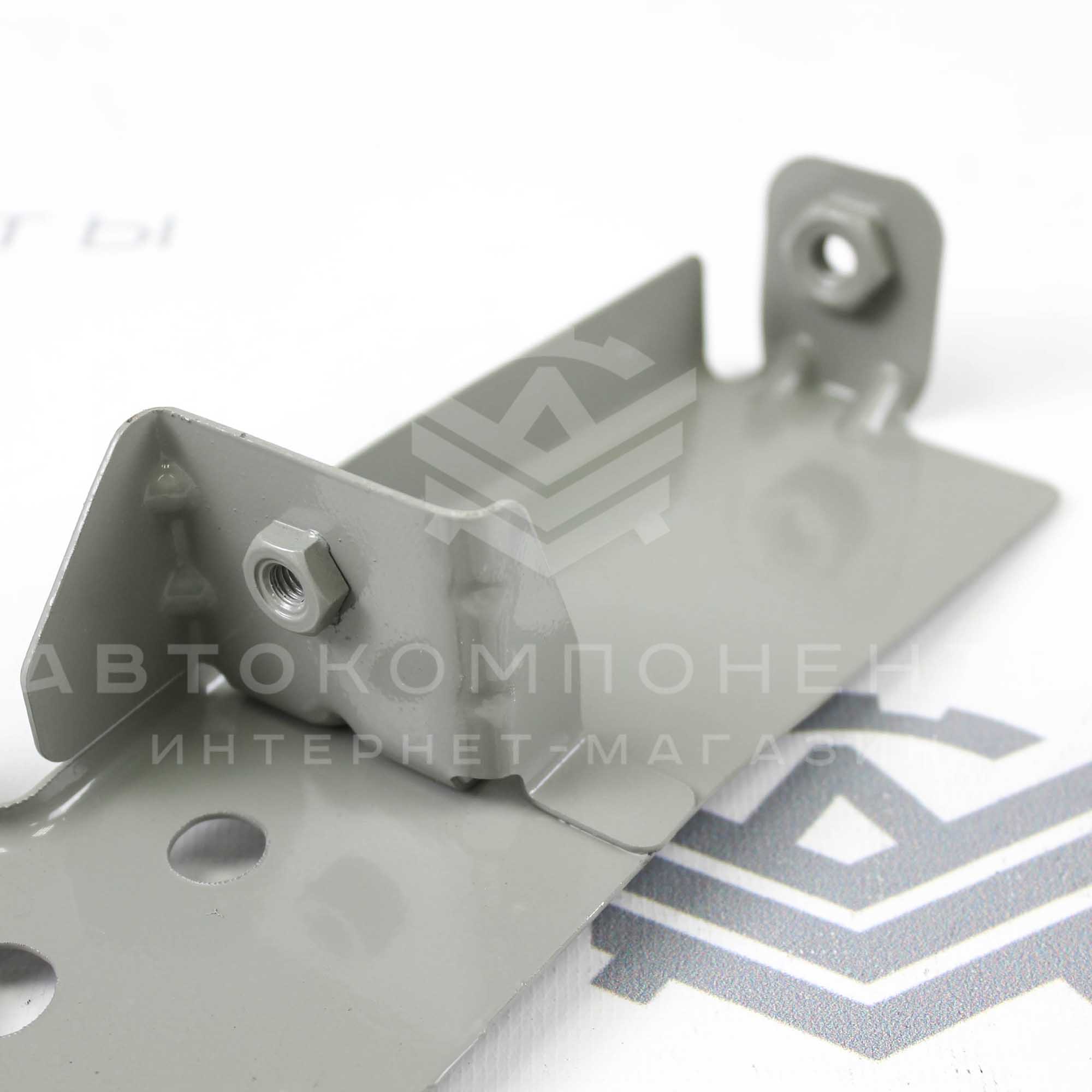 Панель рамки радиатора (левая) Лада Vesta (8450039307)