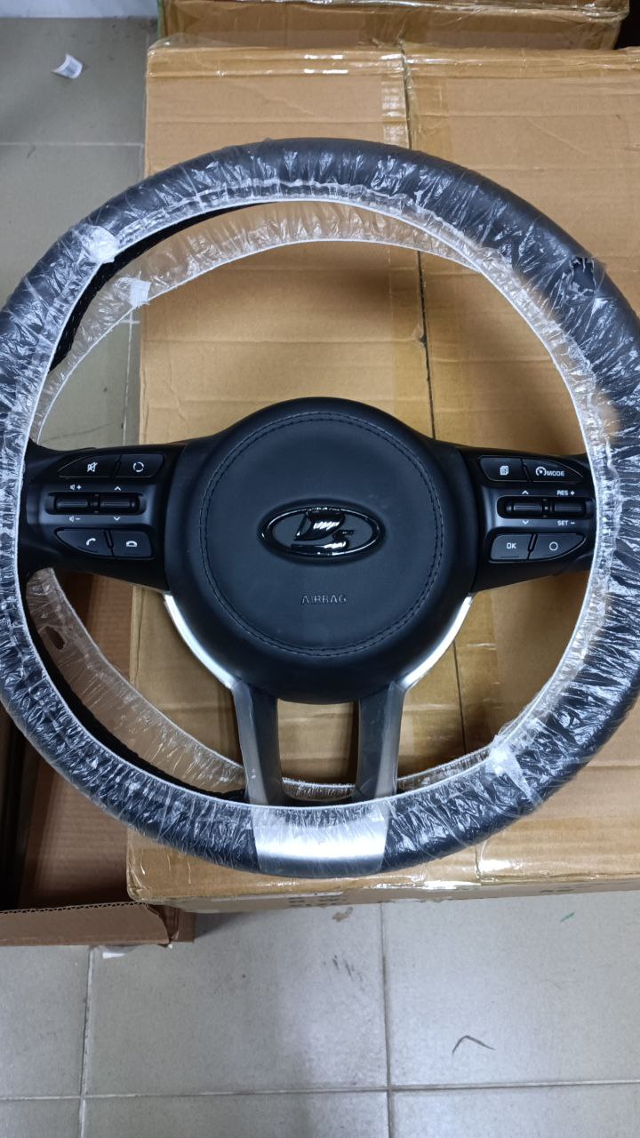 Мультируль "KIA RIO" (в коже) с подушкой ВАЗ 2110-2112 (евро), Приора, Гранта, Калина (Черная нить)