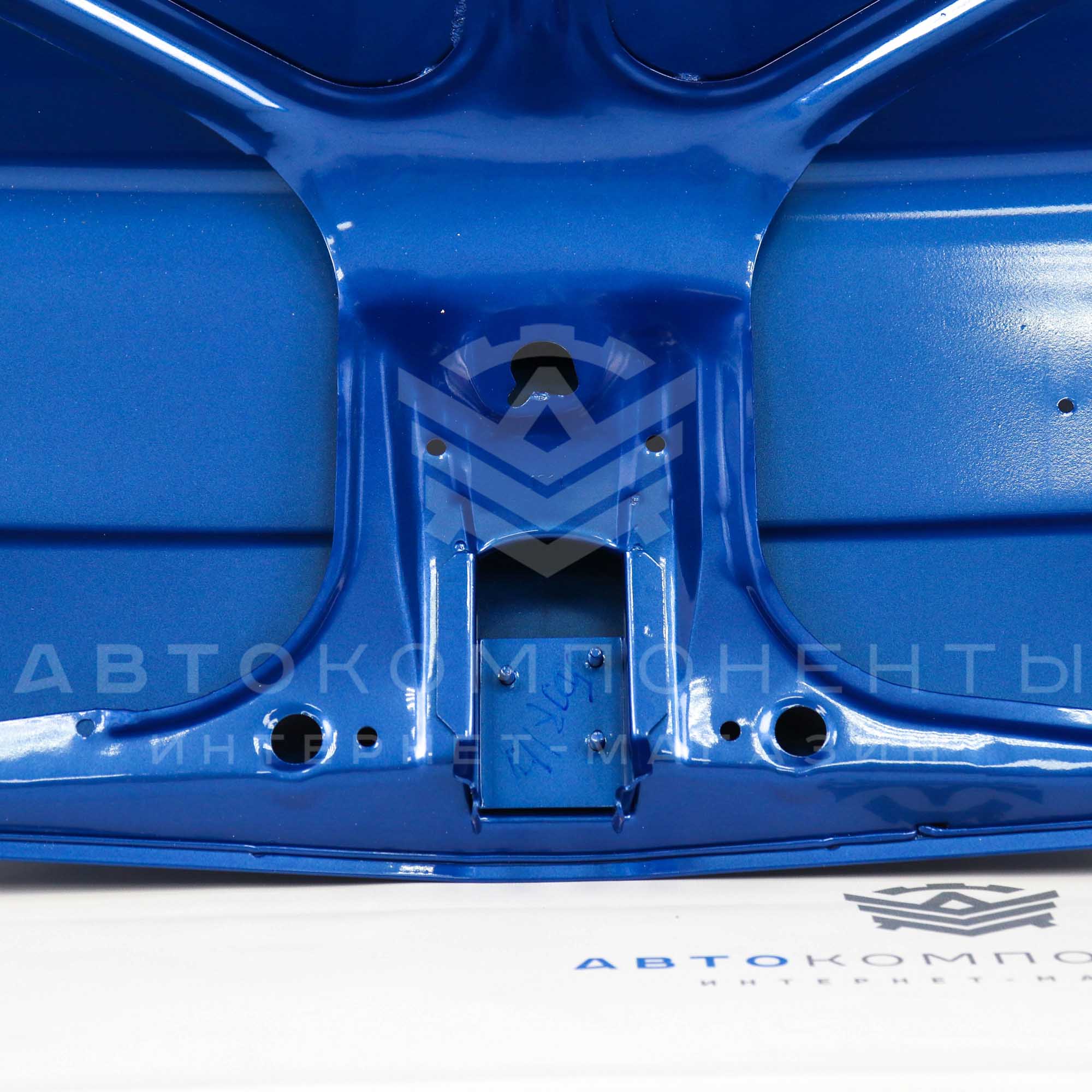 Крышка багажника ВАЗ 2110 в цвет кузова