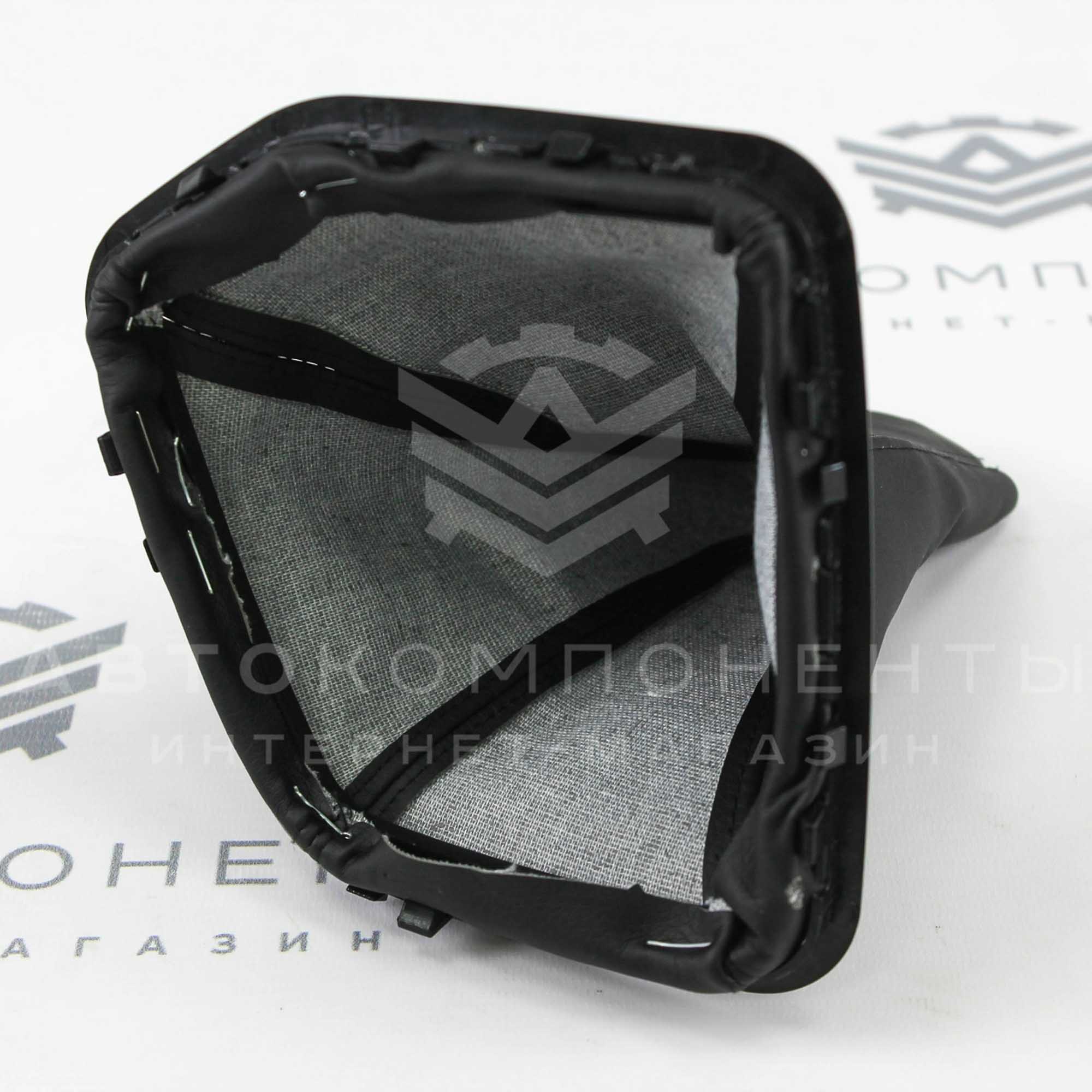 Кожух КПП Лада Приора 2 (черный лак)