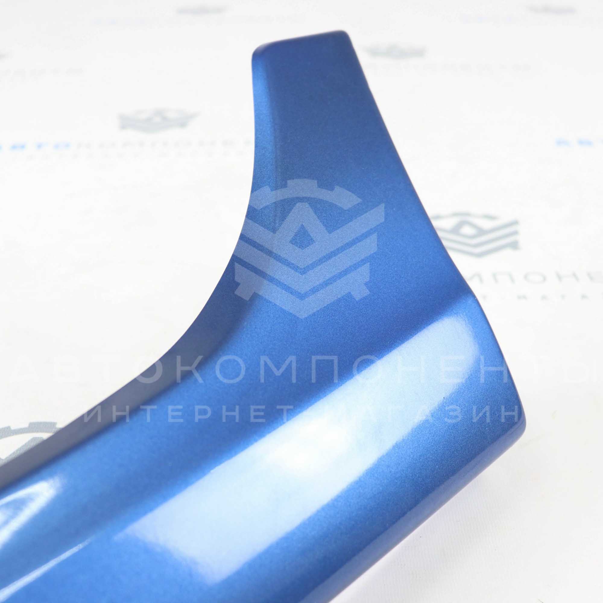 Пороги (без выделений) Лада Гранта Спорт (с усилителями) в цвет кузова