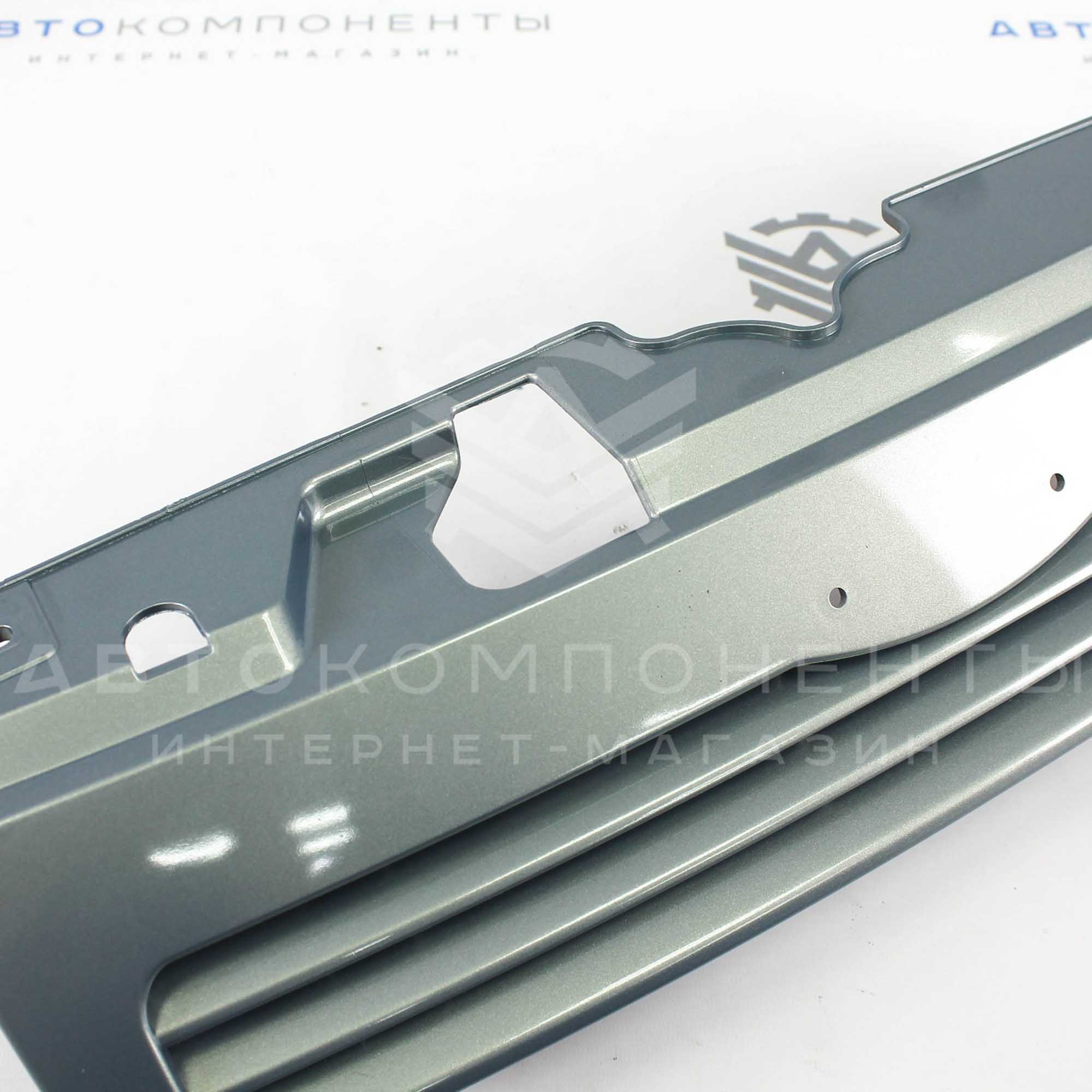 Решетка радиатора (нового образца) ВАЗ 2110-2112 в цвет кузова