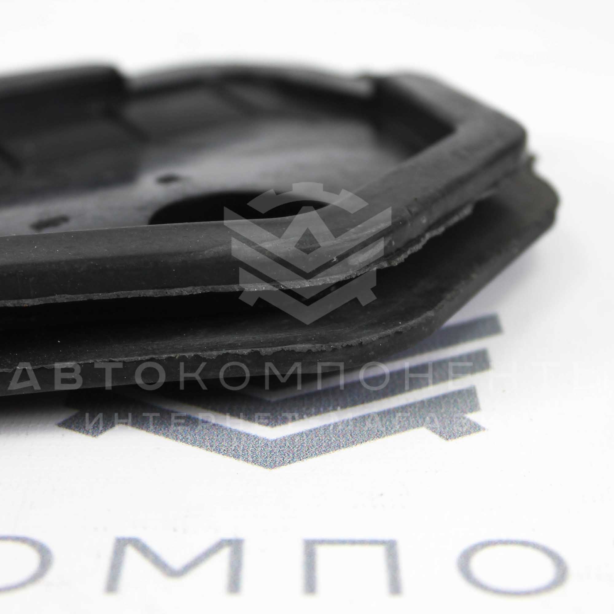 Грязезащитные заглушки проема рулевых тяг ВАЗ 2110-2112, Лада Приора