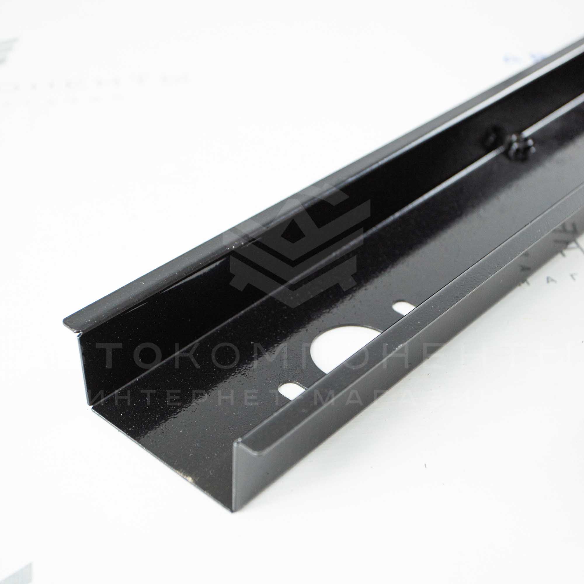 Балка (усилитель) переднего бампера с кронштейнами Лада Нива 4х4