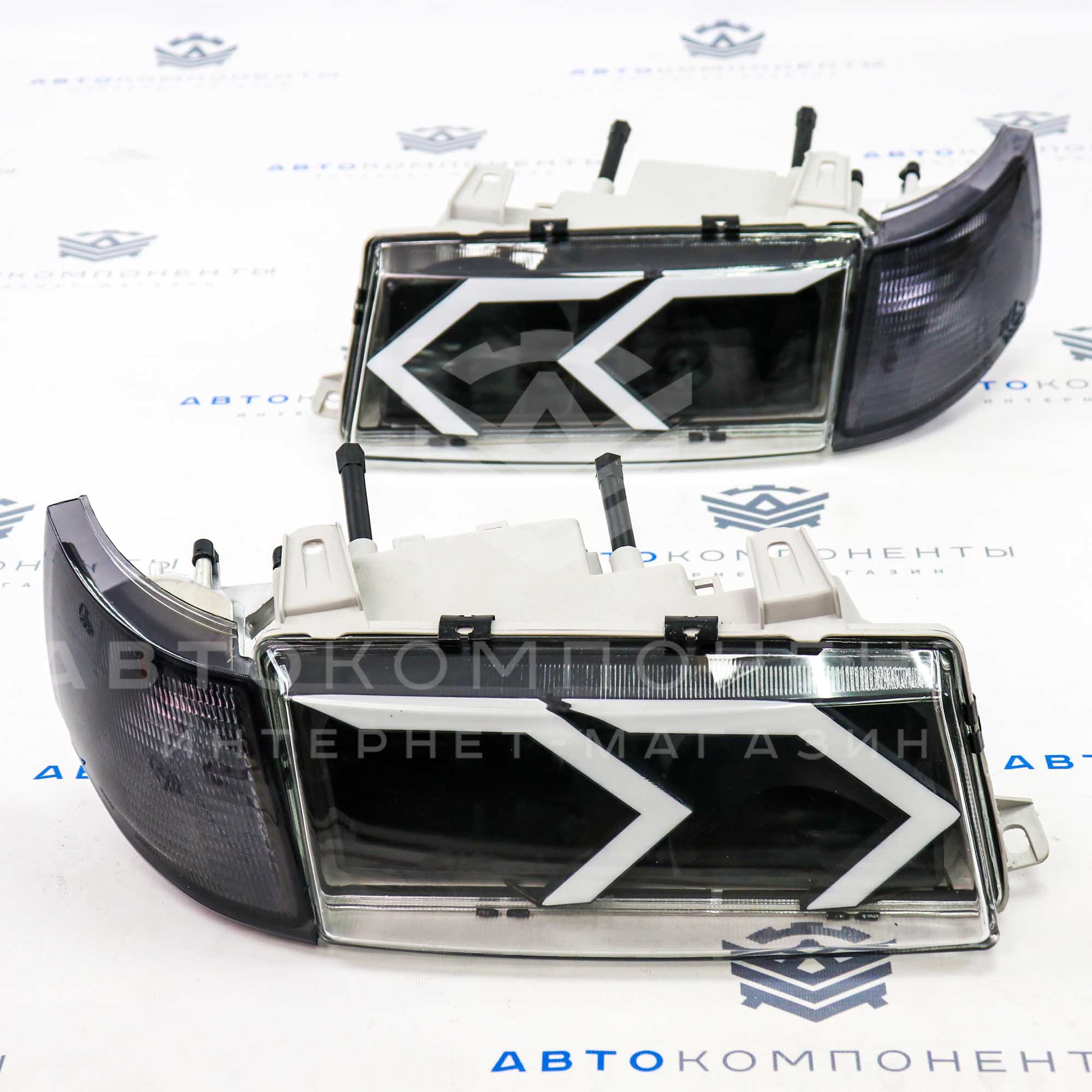 Фары ВАЗ 2110-2112 в стиле AMG (черная маска) с ДХО