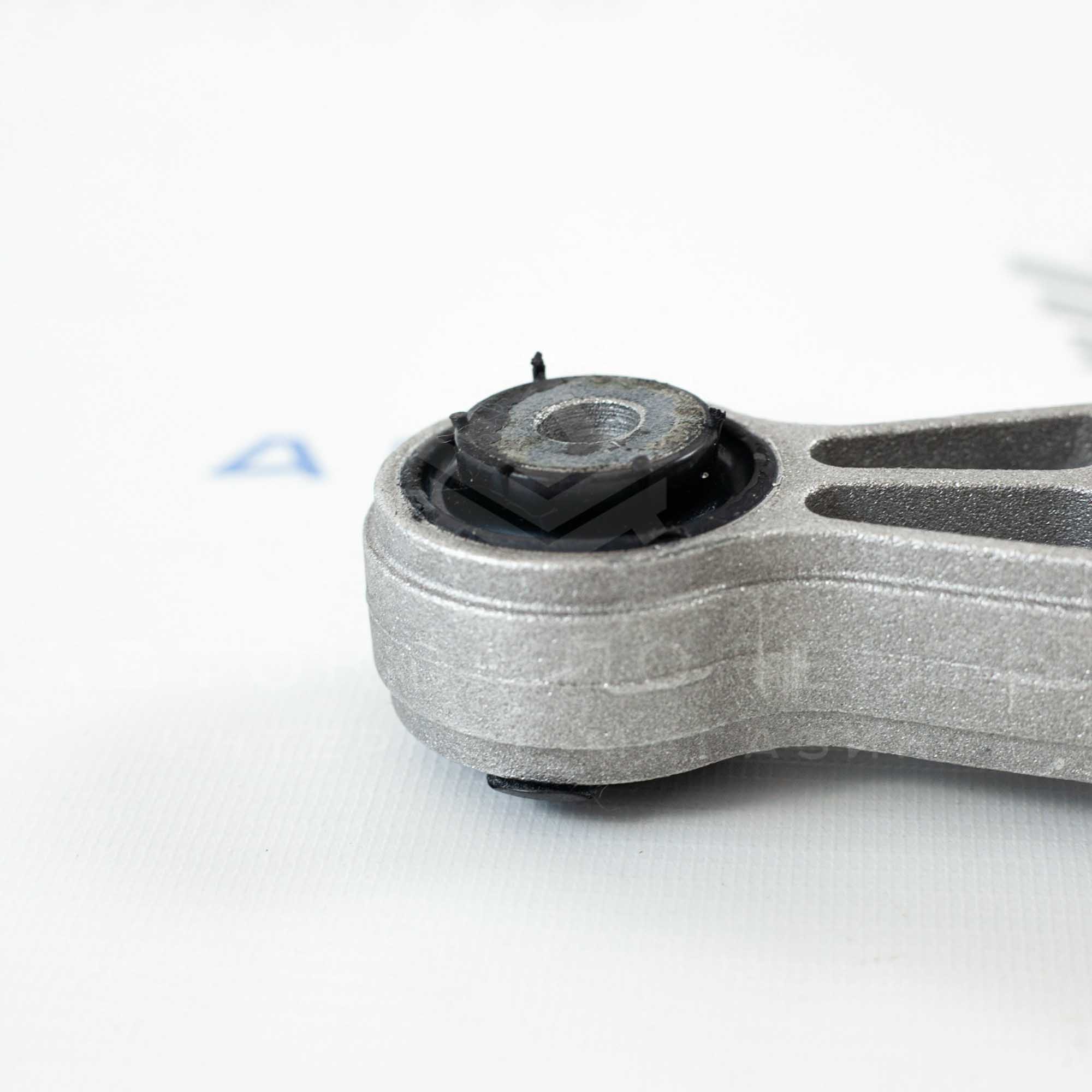 Опора (подушка) двигателя верхняя 2112 16кл. (гитара) МИКА