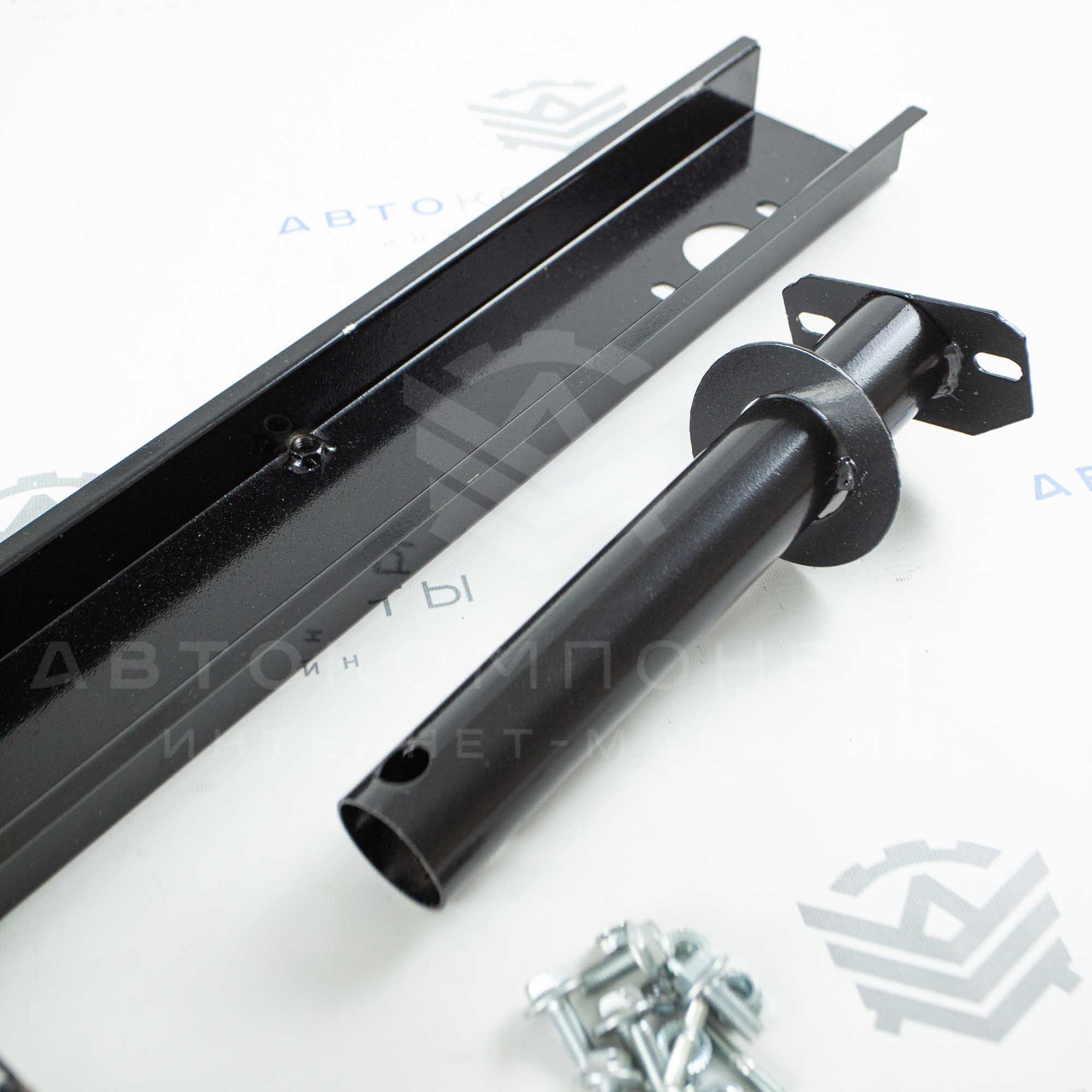 Балка (усилитель) переднего бампера с кронштейнами Лада Нива 4х4