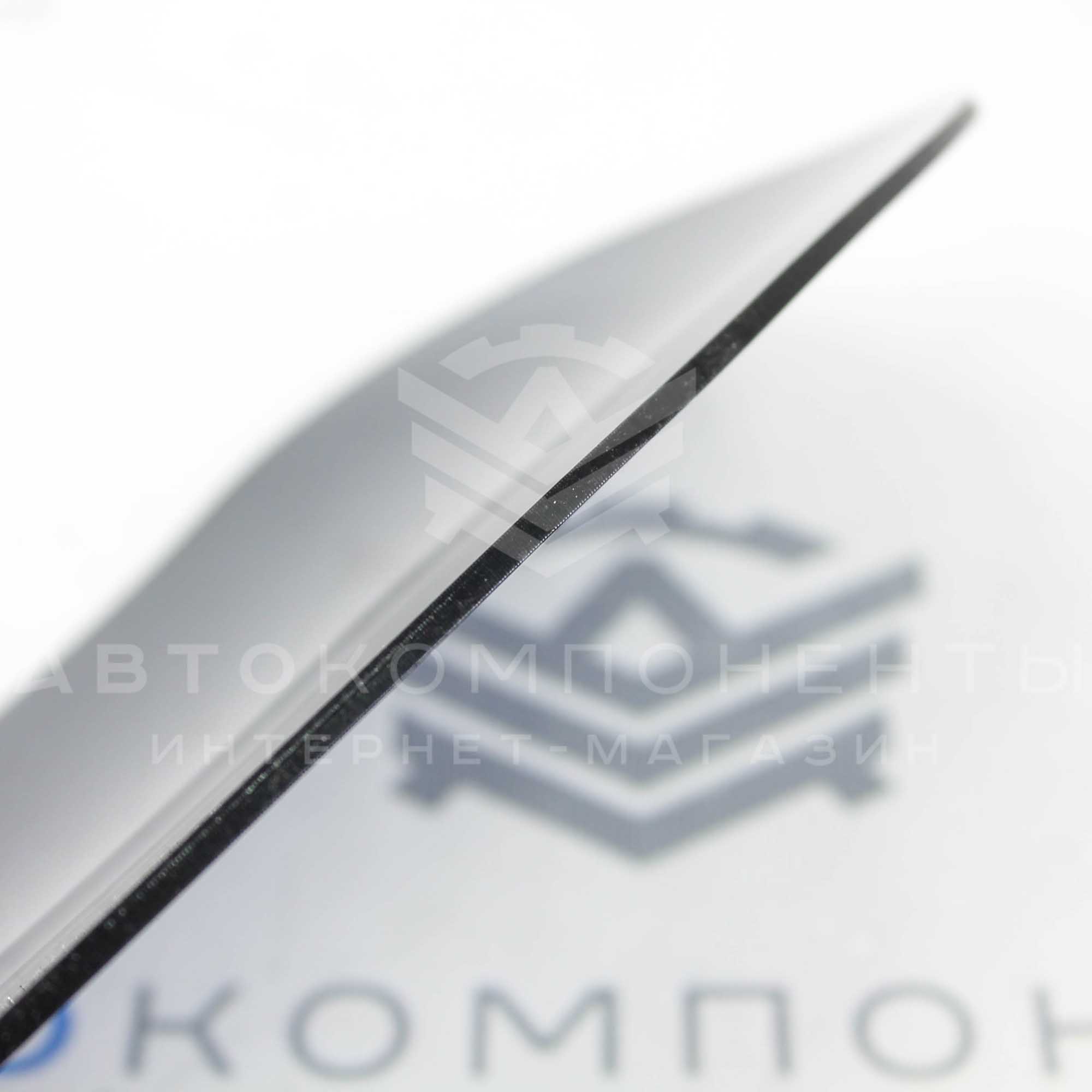 Тонированное стекло комбинации приборов Лада Vesta