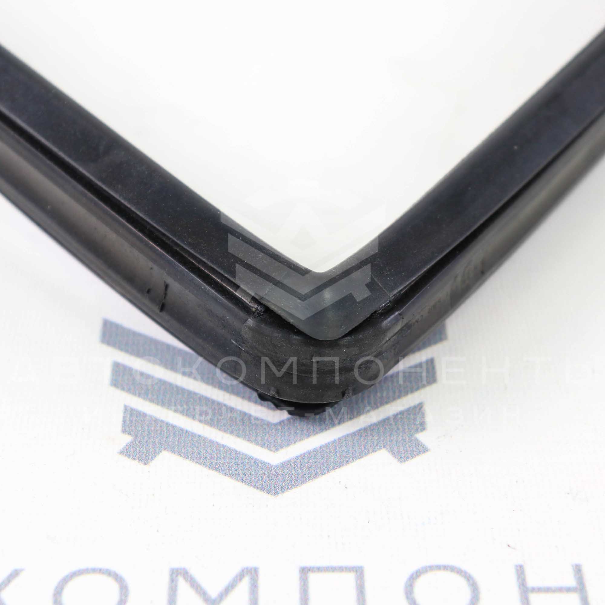 П-образные уплотнители передних опускных стекол ВАЗ 2109, 21099, 2114, 2115