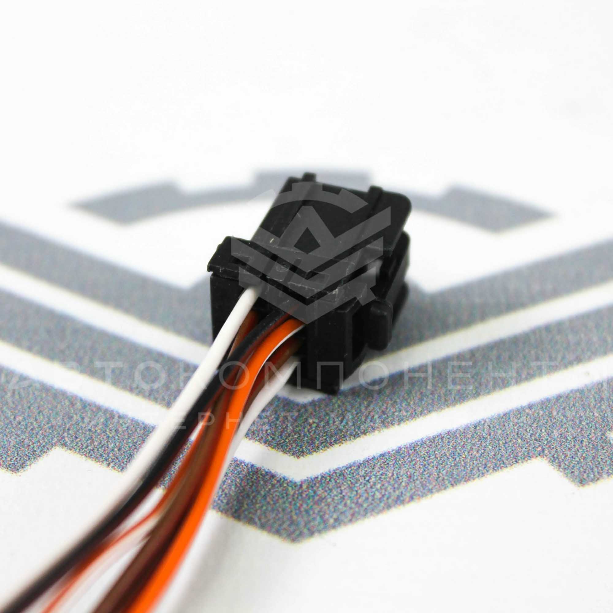 Разъем (фишка) блока управления ЭСП и зеркалами Лада Нива 4х4 Урбан