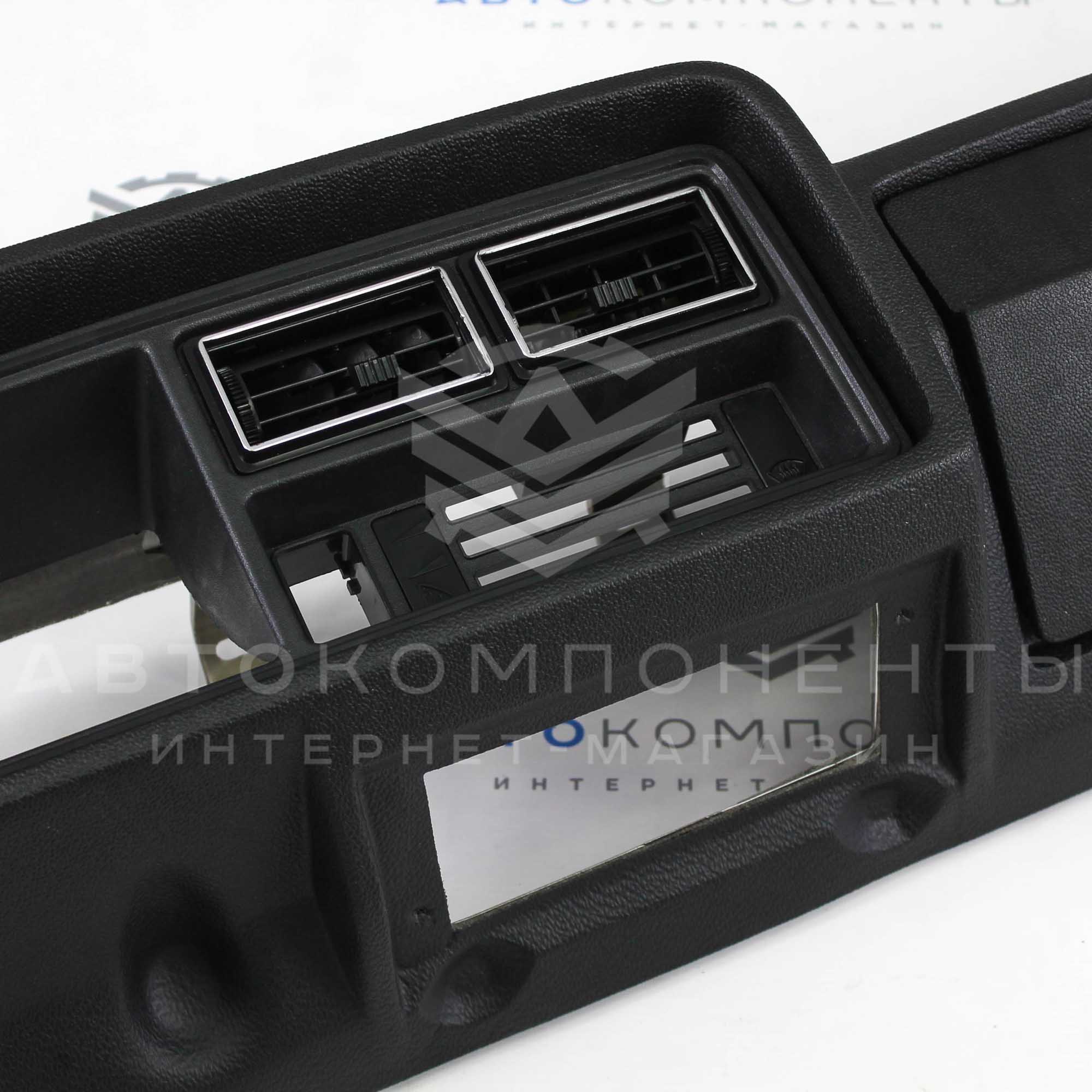 Панель (торпедо) приборов (без комбинации приборов) ВАЗ 2104, 2105, 2107