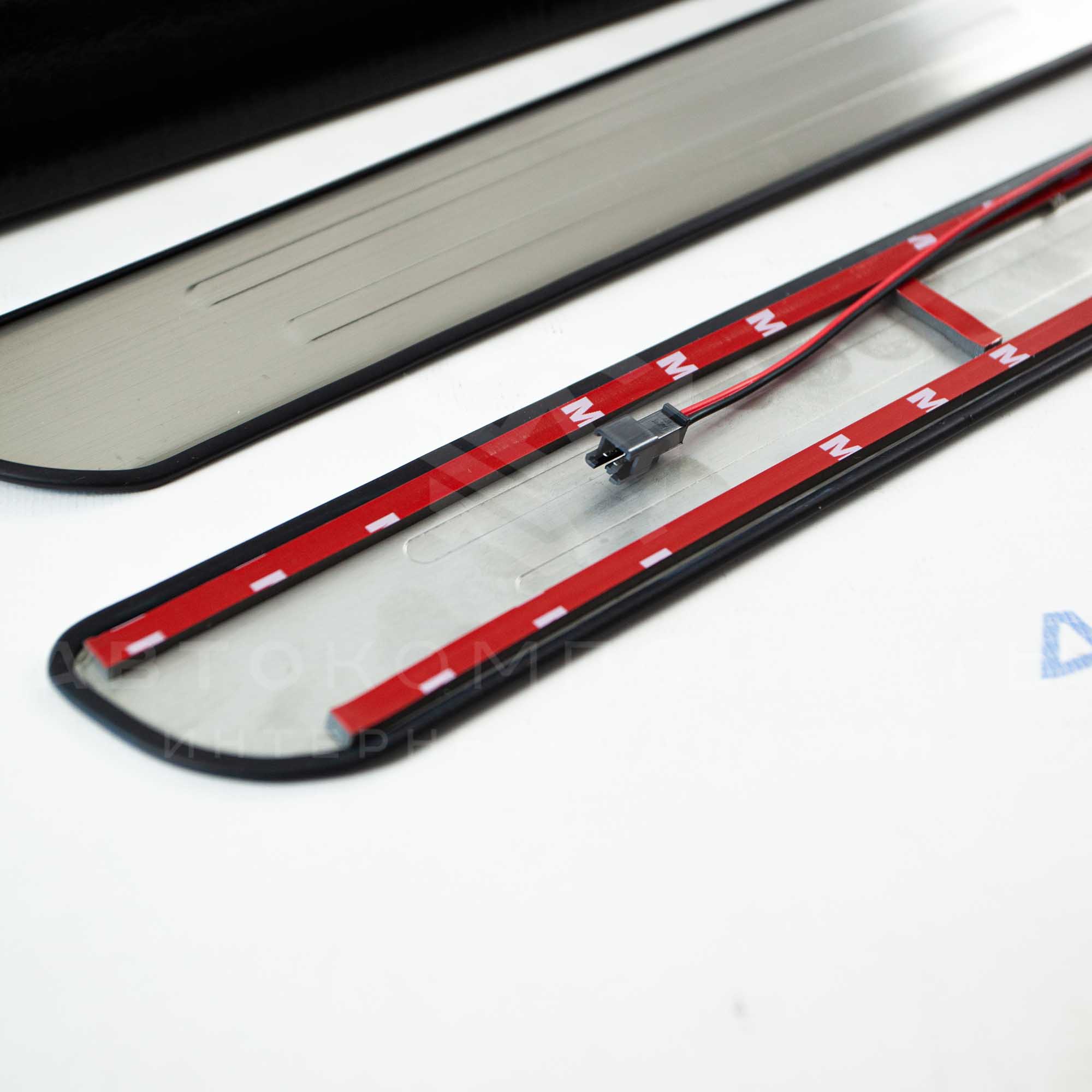 Светодиодные накладки на пороги из нержавейки URBAN (2шт)