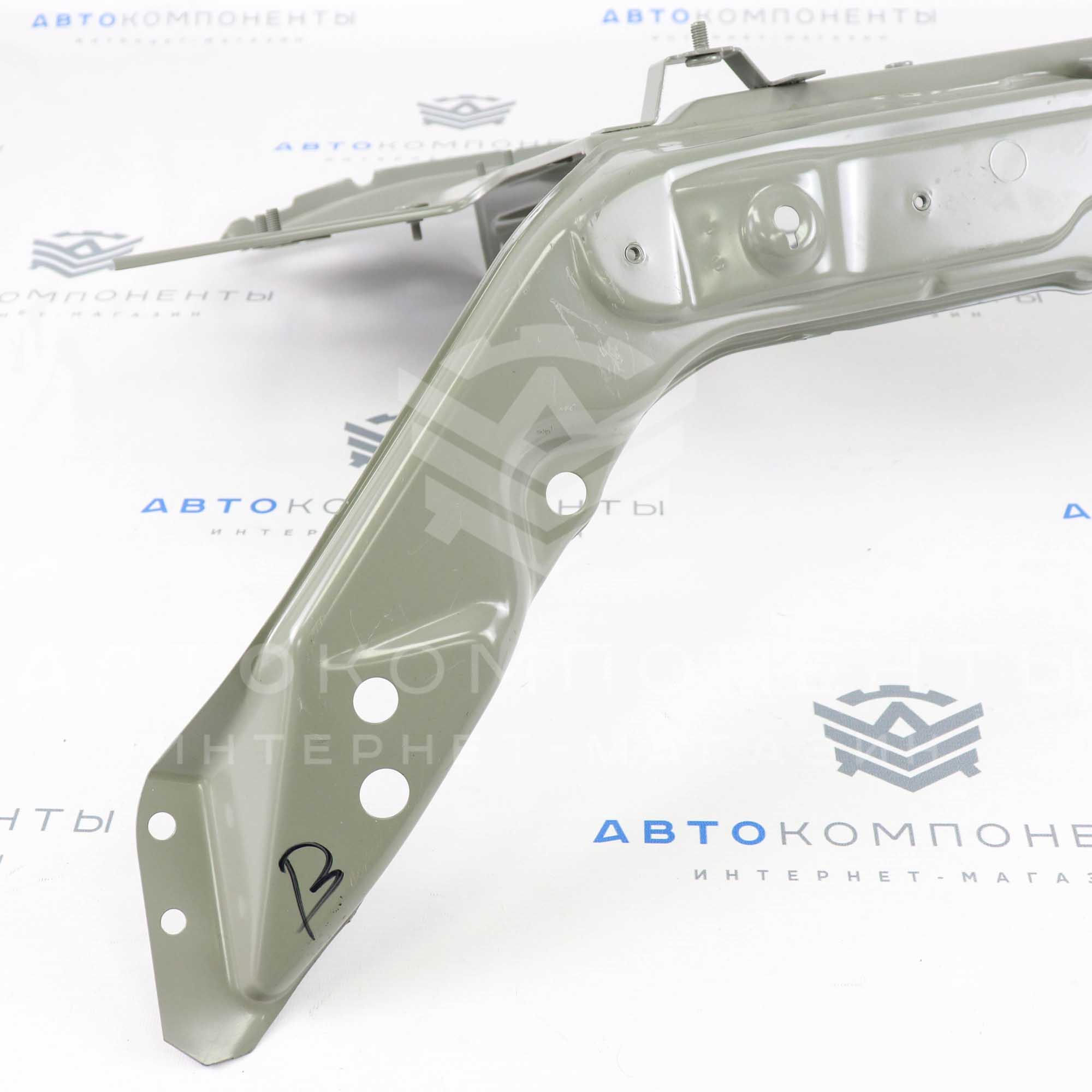 Рамка радиатора (телевизор) Лада Гранта, Калина 2