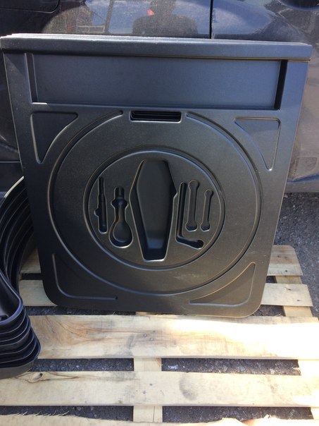 Органайзер в нишу запасного колеса Лада Vesta