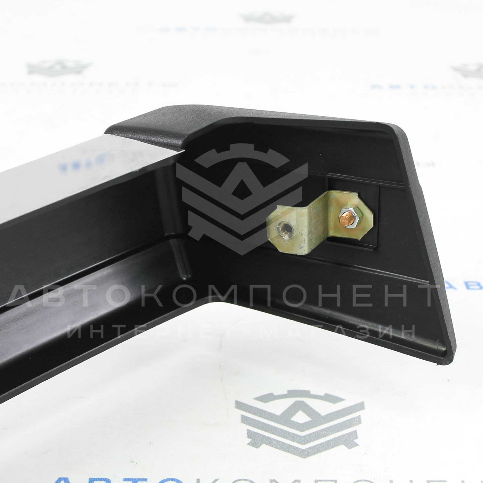 Передний бампер в сборе с кронштейнами ВАЗ 2107