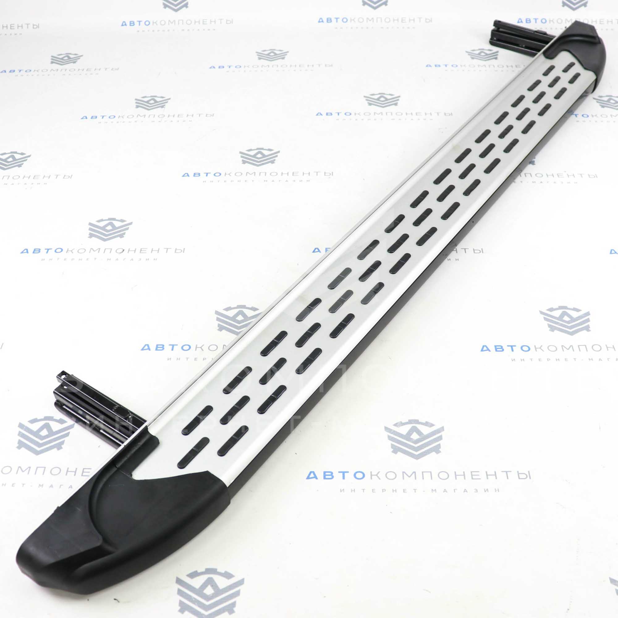 Пороги "БУМЕР 2" (алюминиевые с резинкой) Лада Нива 4х4, Урбан (серебристые) 5D