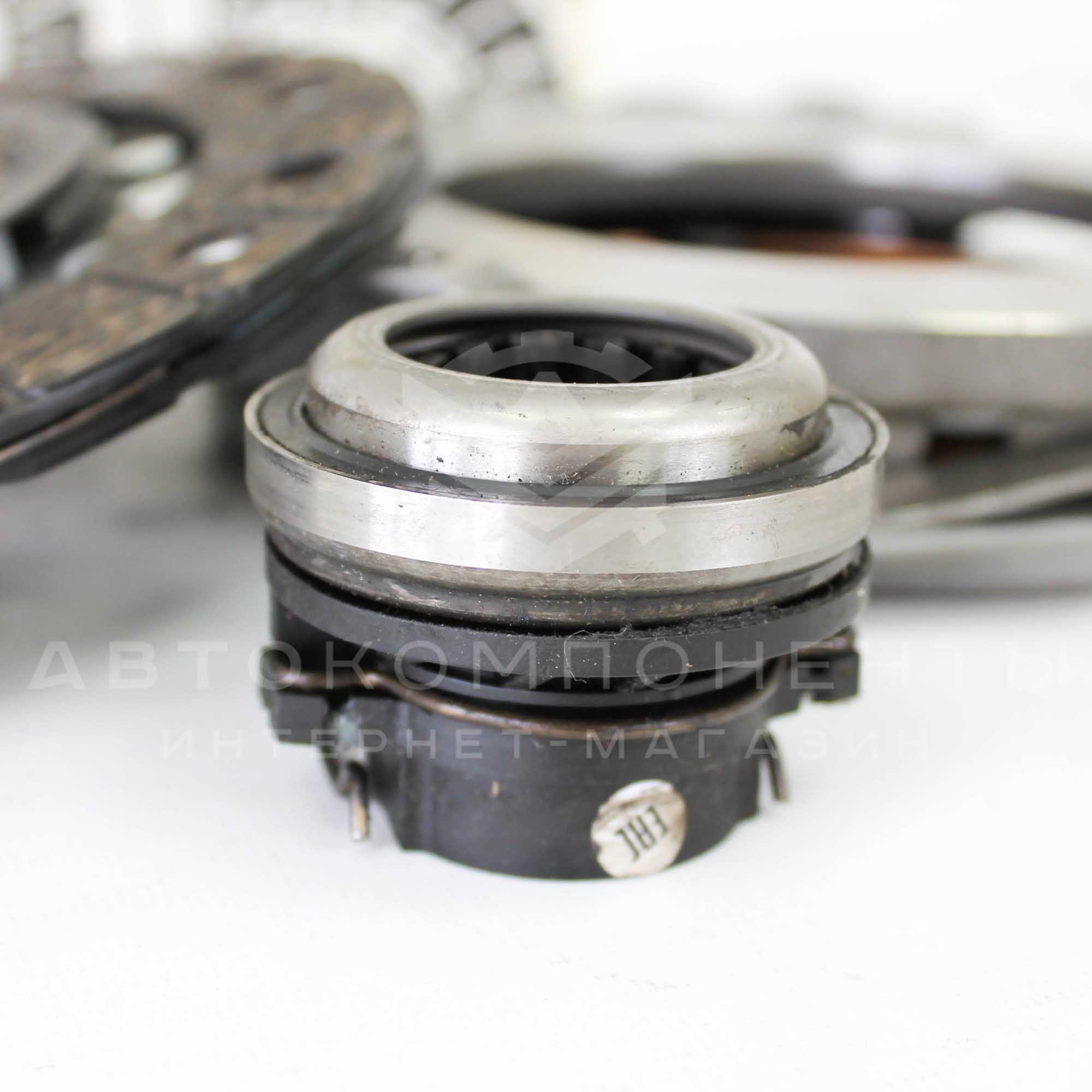 Сцепление "LUK" (в сборе) ВАЗ 2101-2107, Лада Нива 4х4 (620 0198 16)