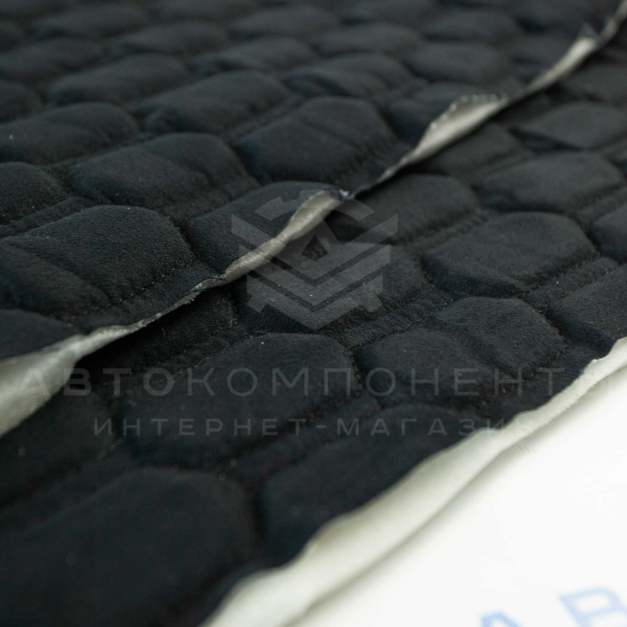 Вставки обшивок дверей Лада Приора "Соты"