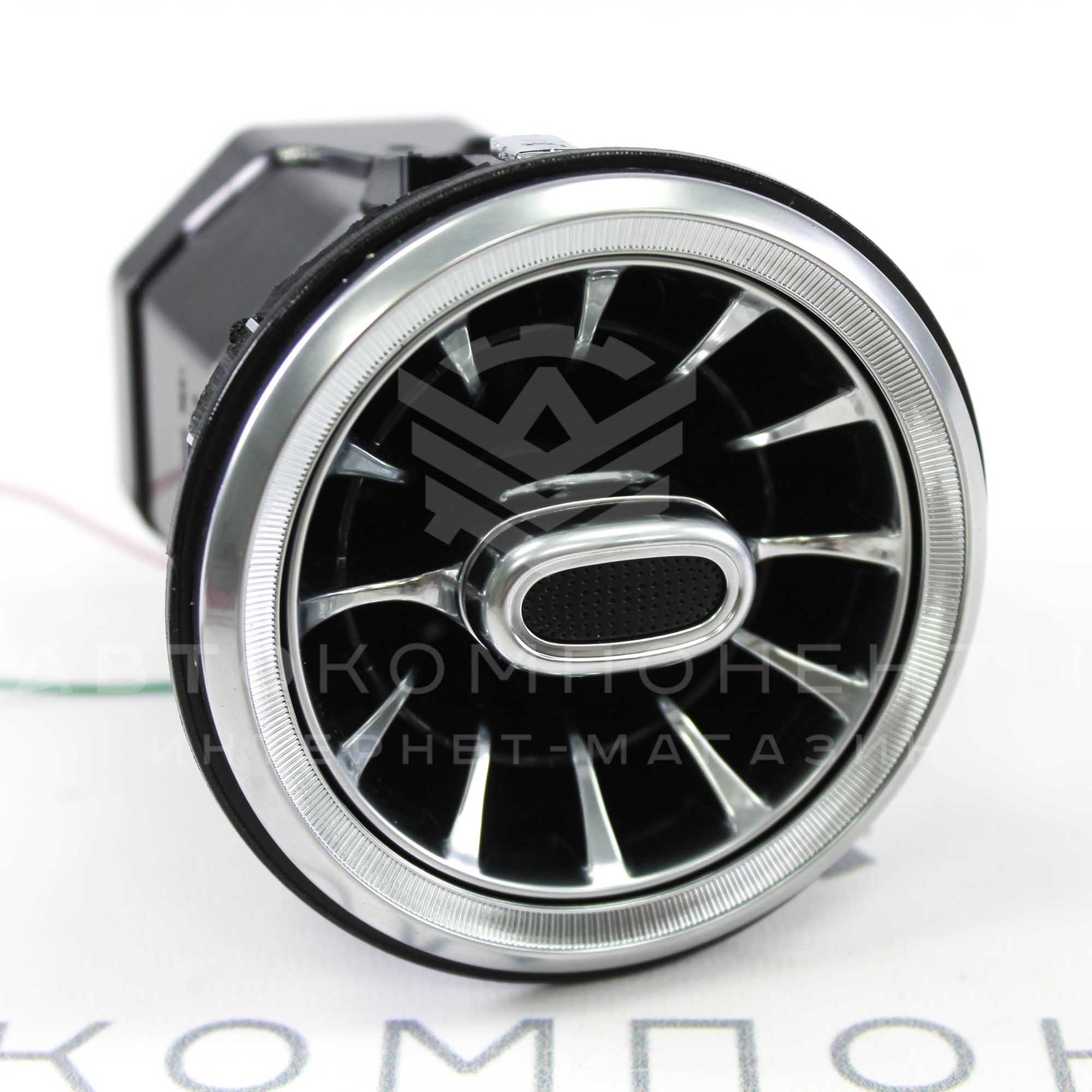 Сопло вентиляции в стиле AMG (регулируемое) с подсветкой Лада Гранта, Калина 2, Ларгус (серебристое)