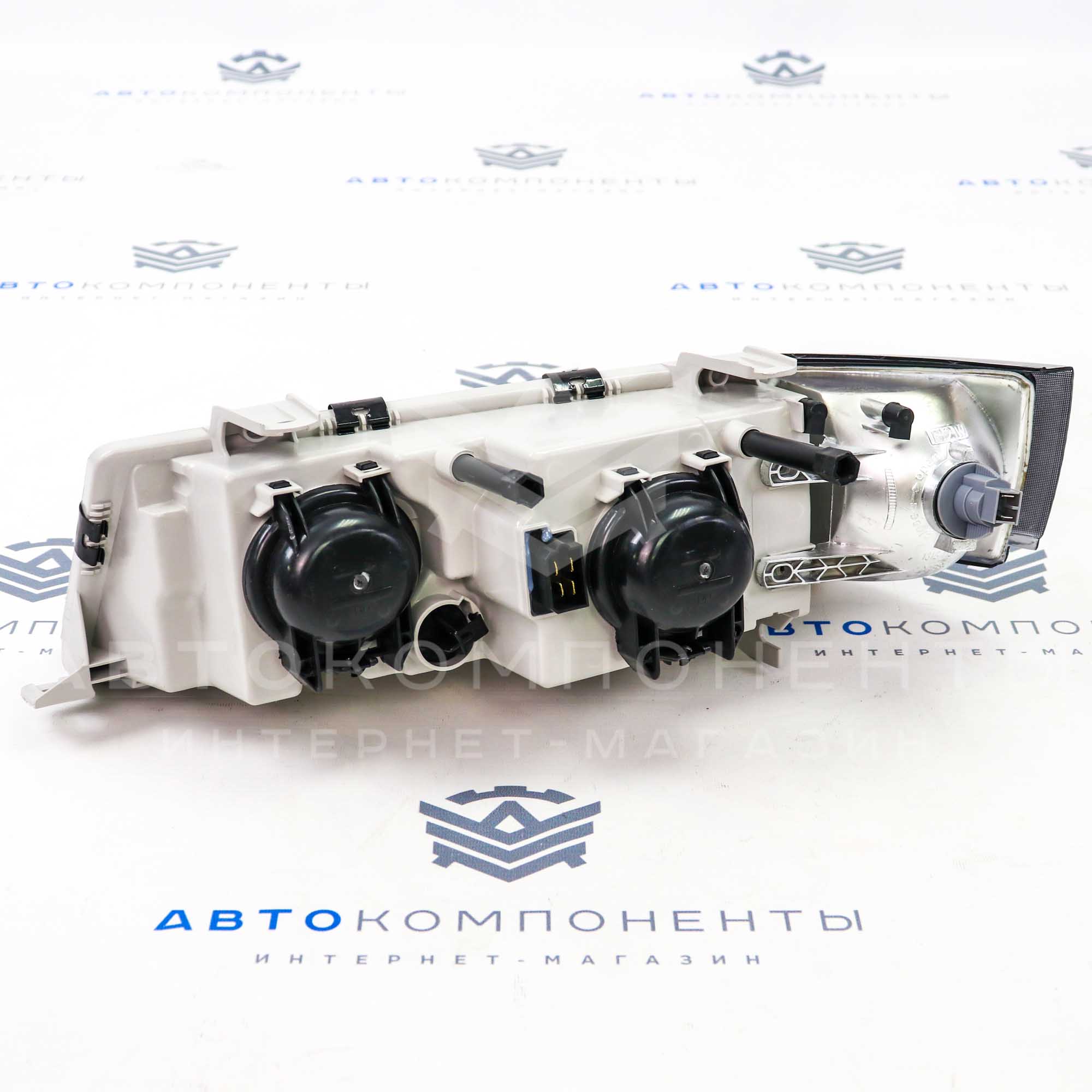 Фары ВАЗ 2110-2112 в стиле AMG (черная маска) с ДХО