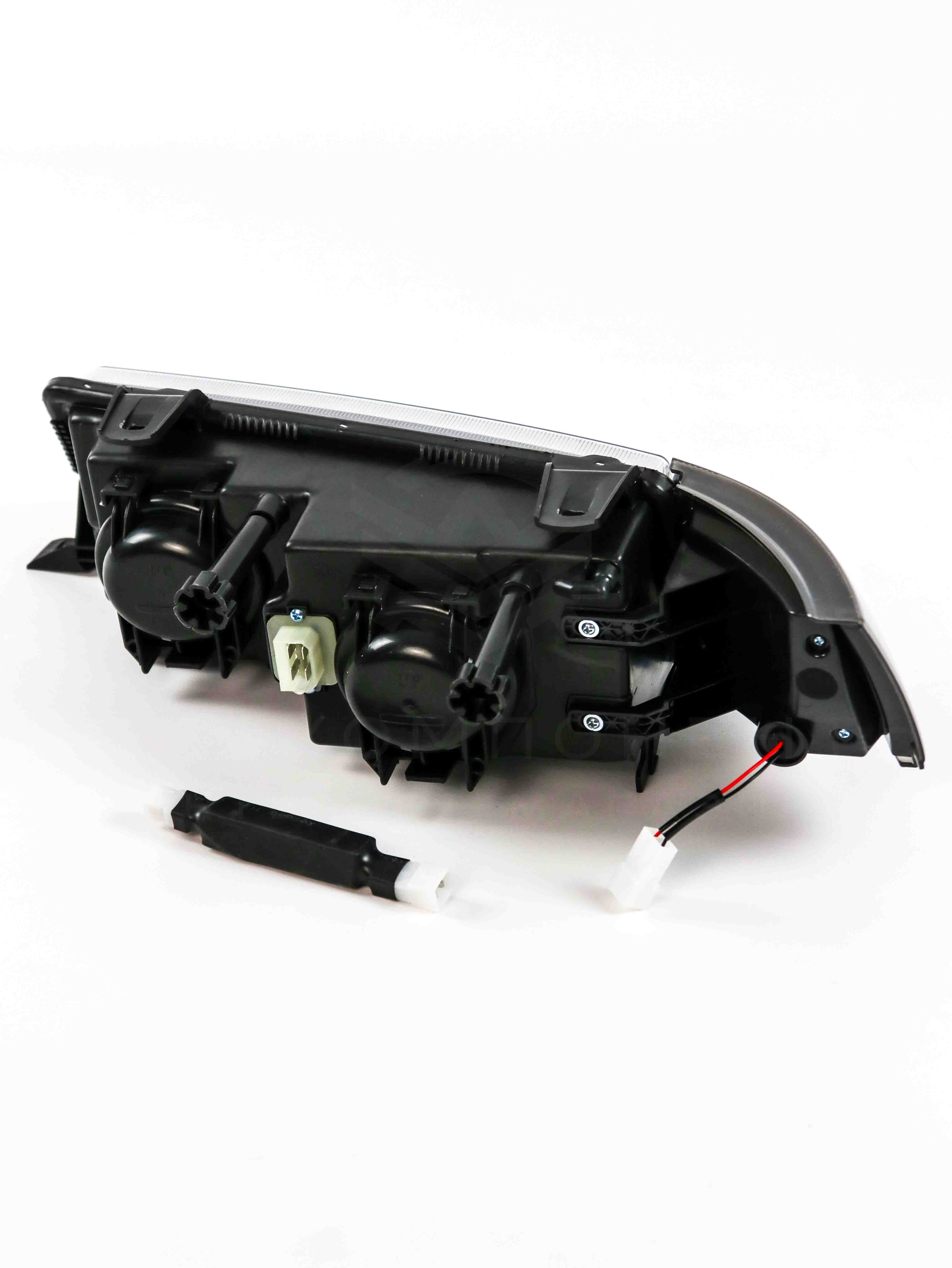 Светодиодные фары в стиле “BMW” с ДХО (4 LED линзы) ВАЗ 2110-2112