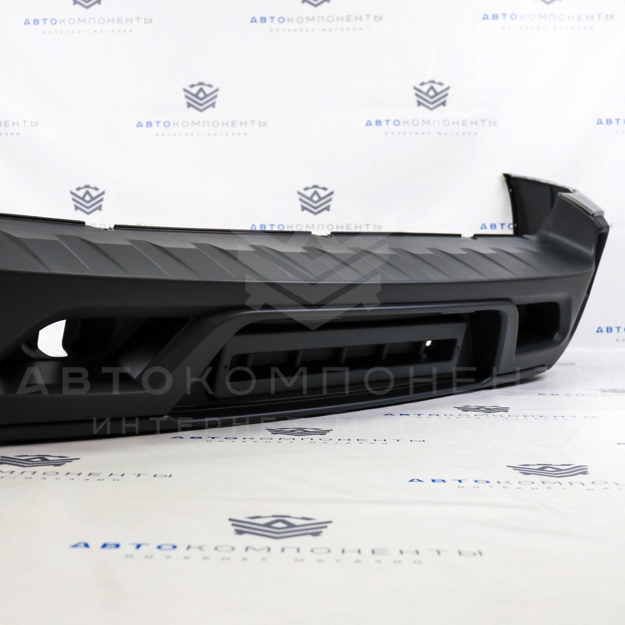 Задний бампер Лада Нива Travel в цвет кузова