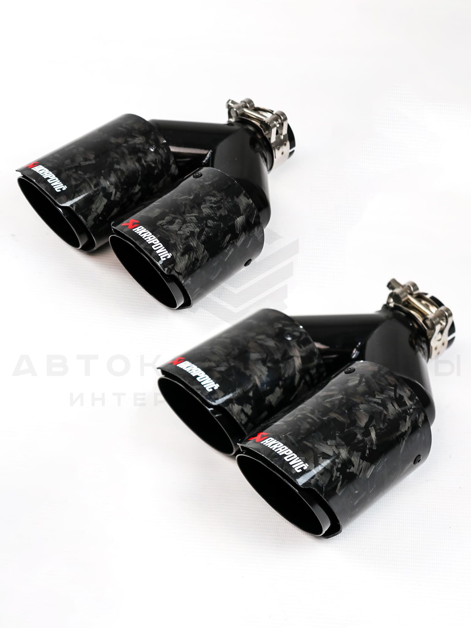Раздвоенные насадки на глушитель AKRAPOVIC (открытого типа) 51-89мм (кованый карбон, черные) (2 шт)