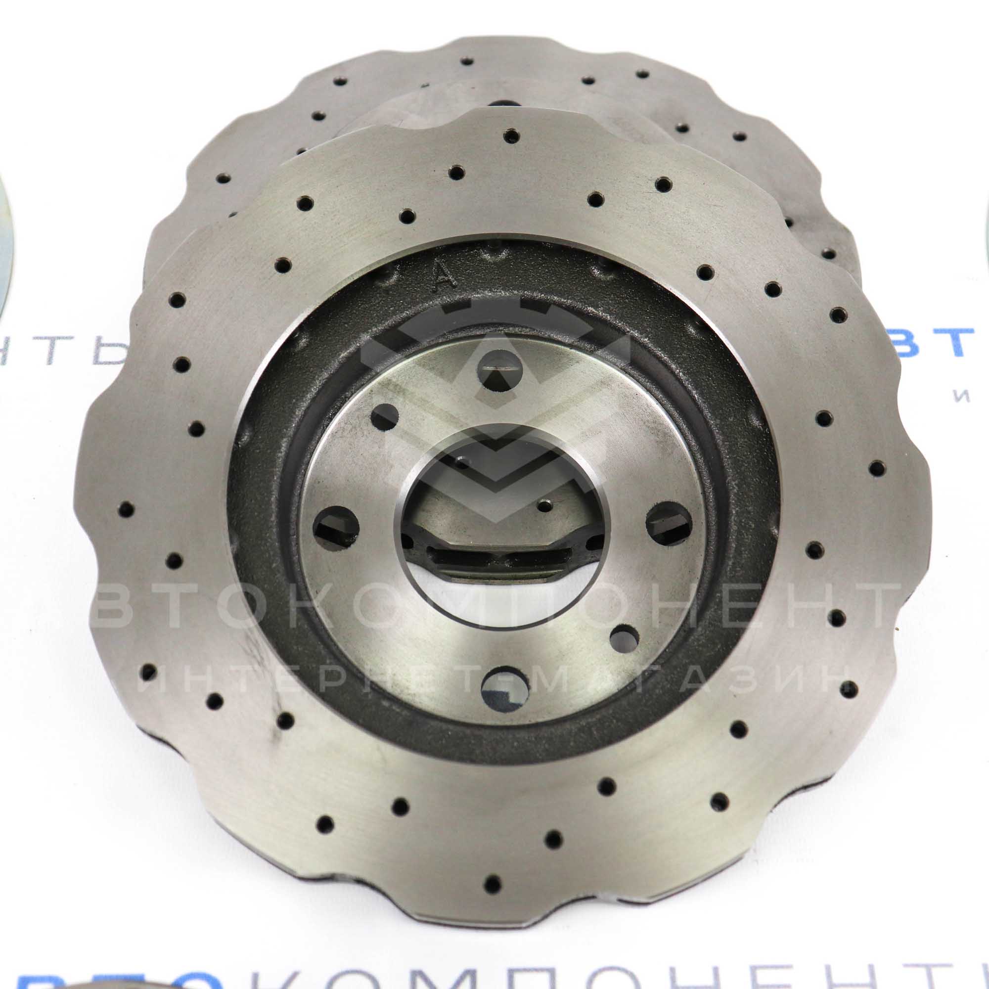 Задние дисковые тормоза (ЗДТ) "AUDI RS6" R13 (вентилируемые, с перфорацией, без АБС)