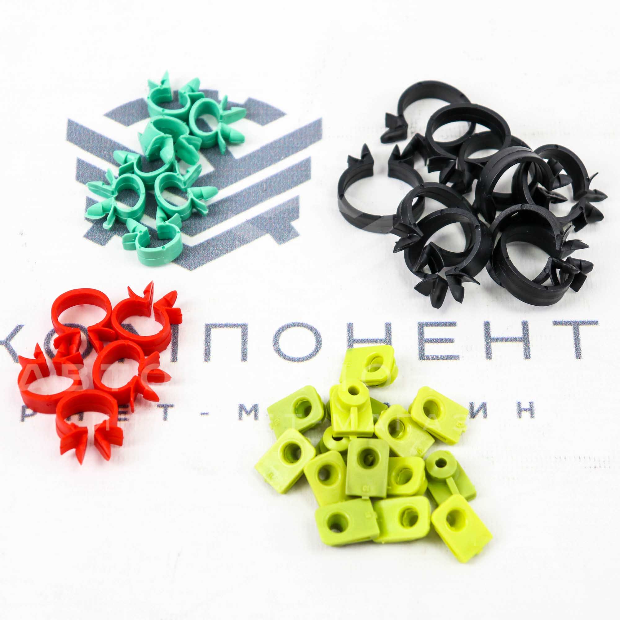 Набор пластмассовых изделий на кузов ВАЗ 2110, 2111, 2112