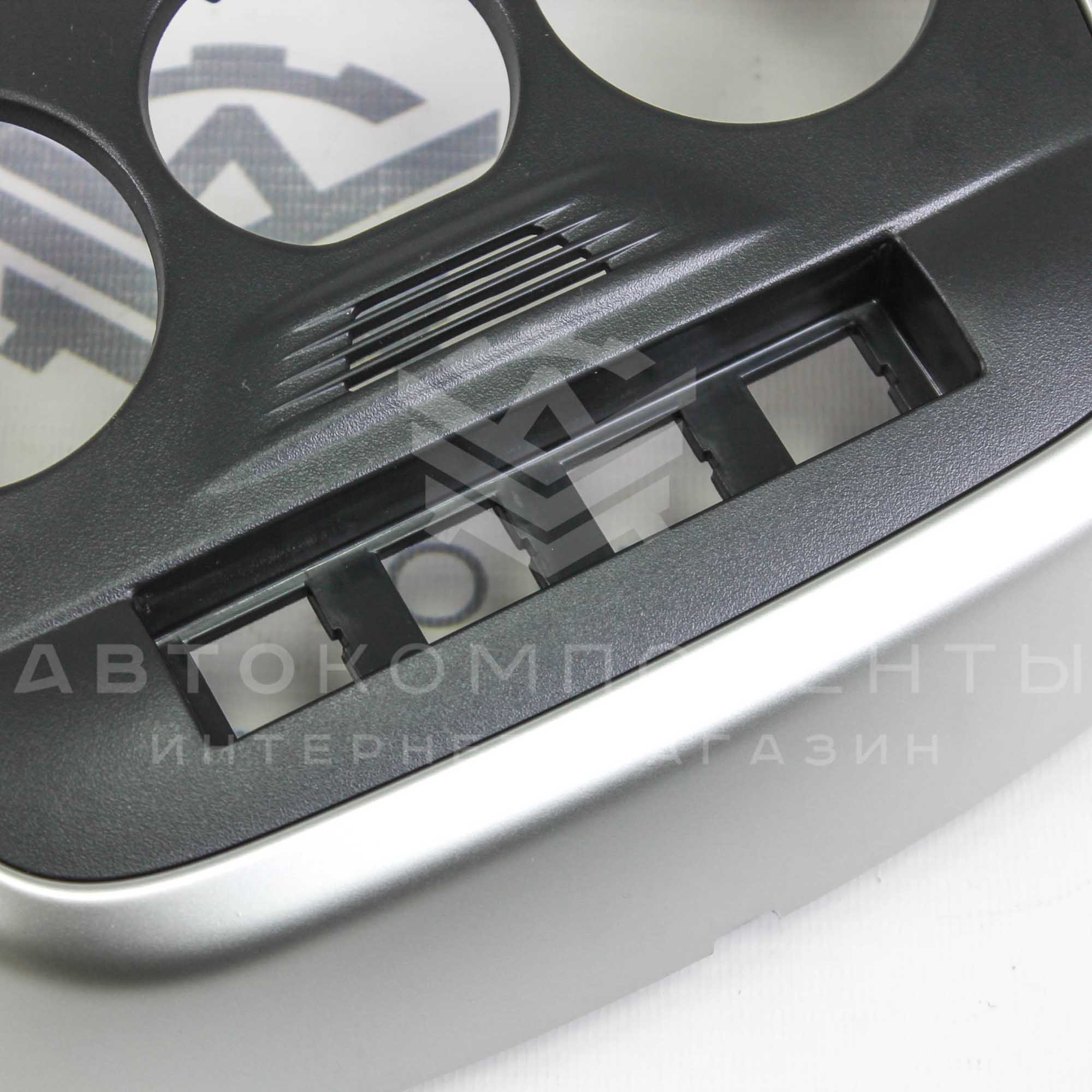 Накладка консоли панели приборов ЛЮКС (хром) Лада Калина-2