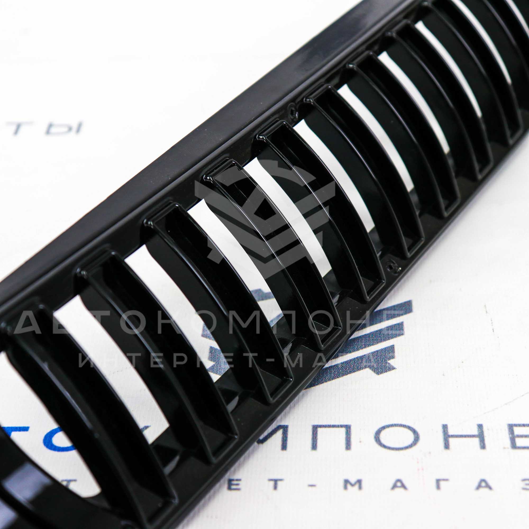 Решетка радиатора в стиле "AMG" (черный глянец) ВАЗ 2113, 2114, 2115