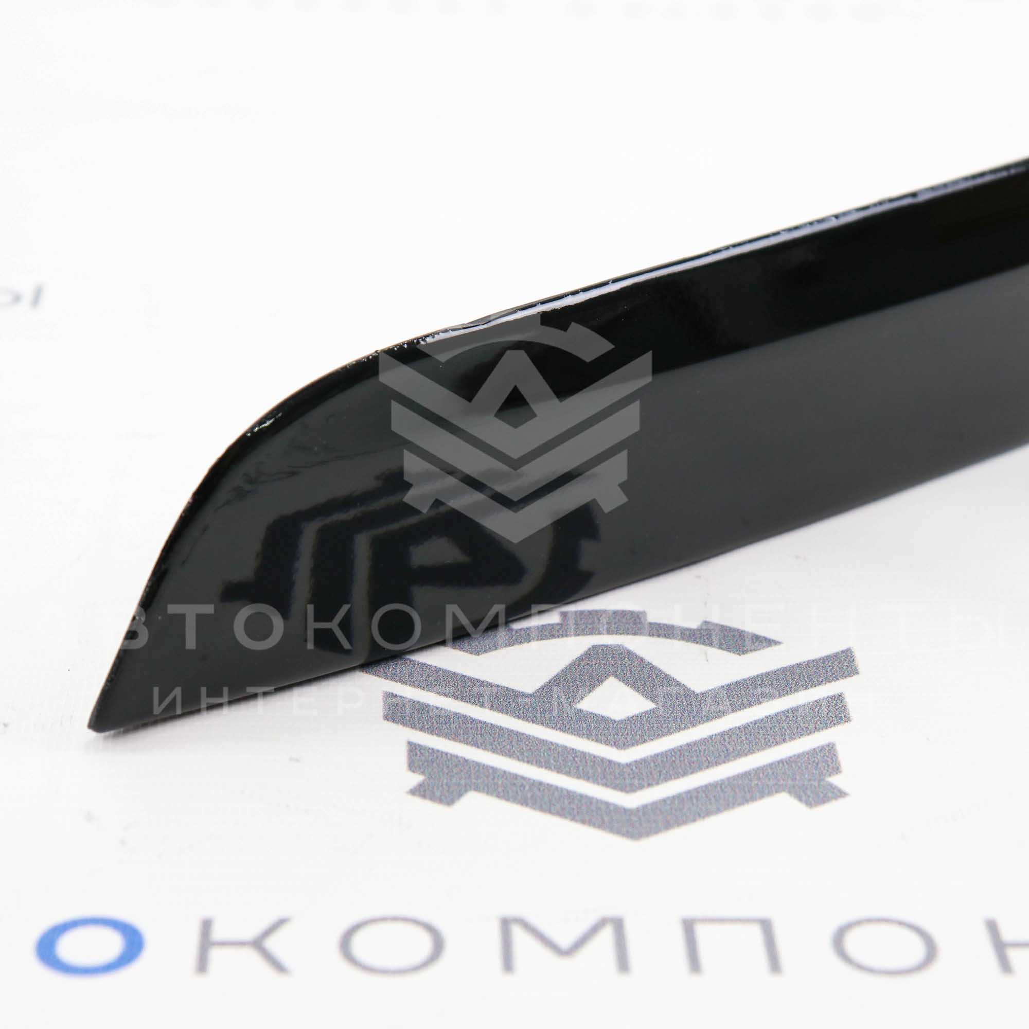 Накладка (сабля) заднего номера (черный глянец) Лада Гранта FL (седан)