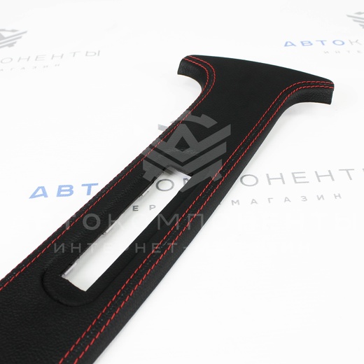 Облицовки центральных (верхние) стоек (в коже) Лада Приора