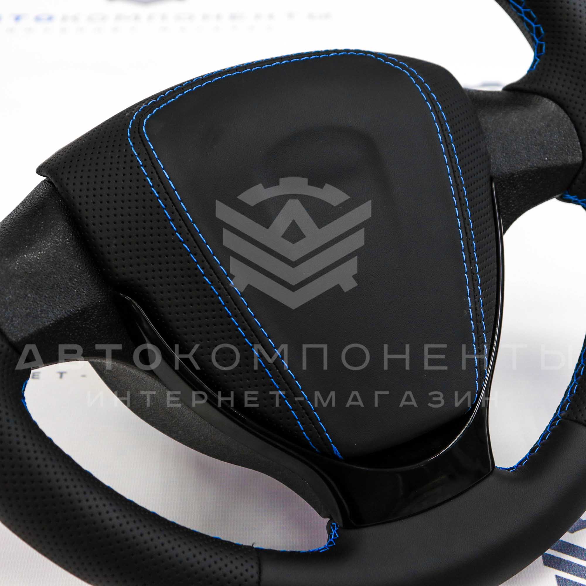 Руль (круглый) в стиле Приора 2 (в коже) ВАЗ 2113, 2114, 2115 (чёрный лак)