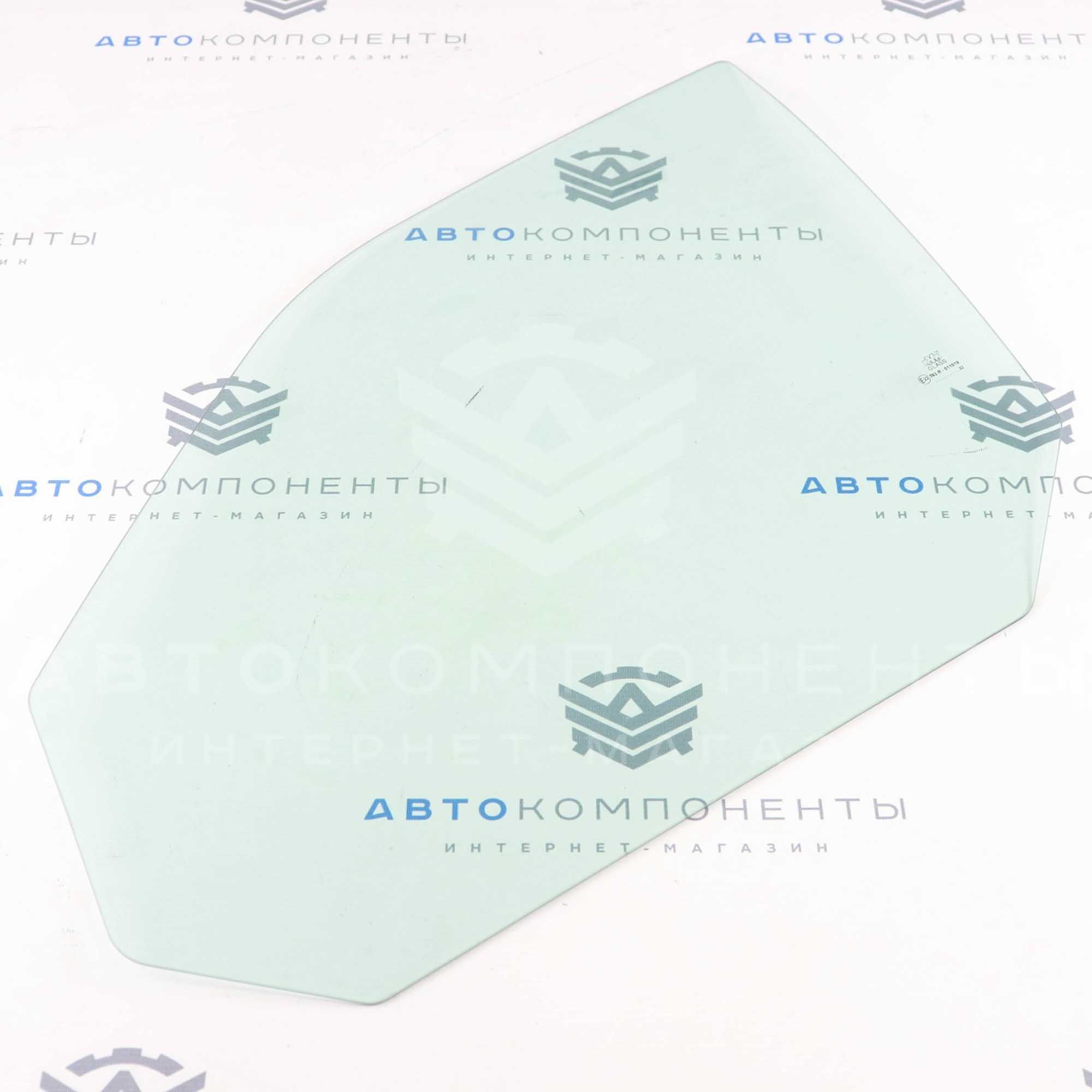 Передние боковые стекла Лада Приора