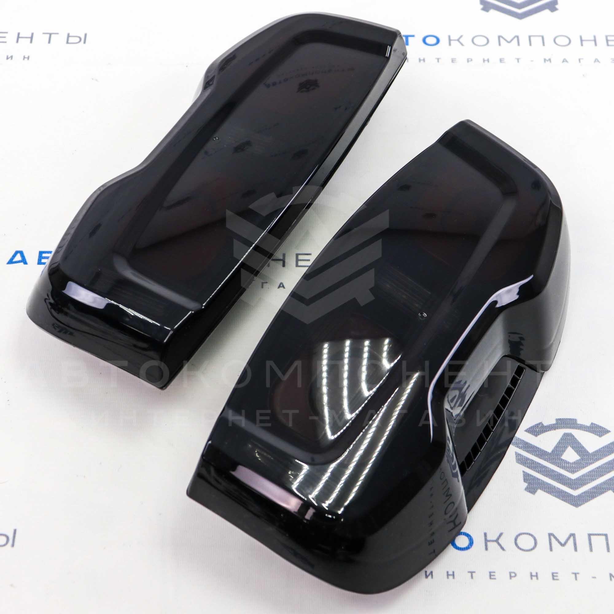 Задние фонари в стиле "Range Rover" Лада Нива Travel (тонированные)