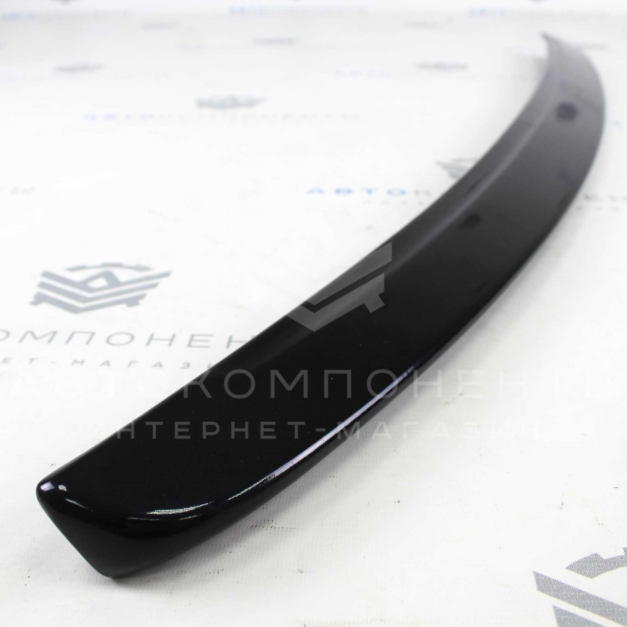 Спойлер на крышку багажника Лада Приора (хэтчбек) в цвет кузова