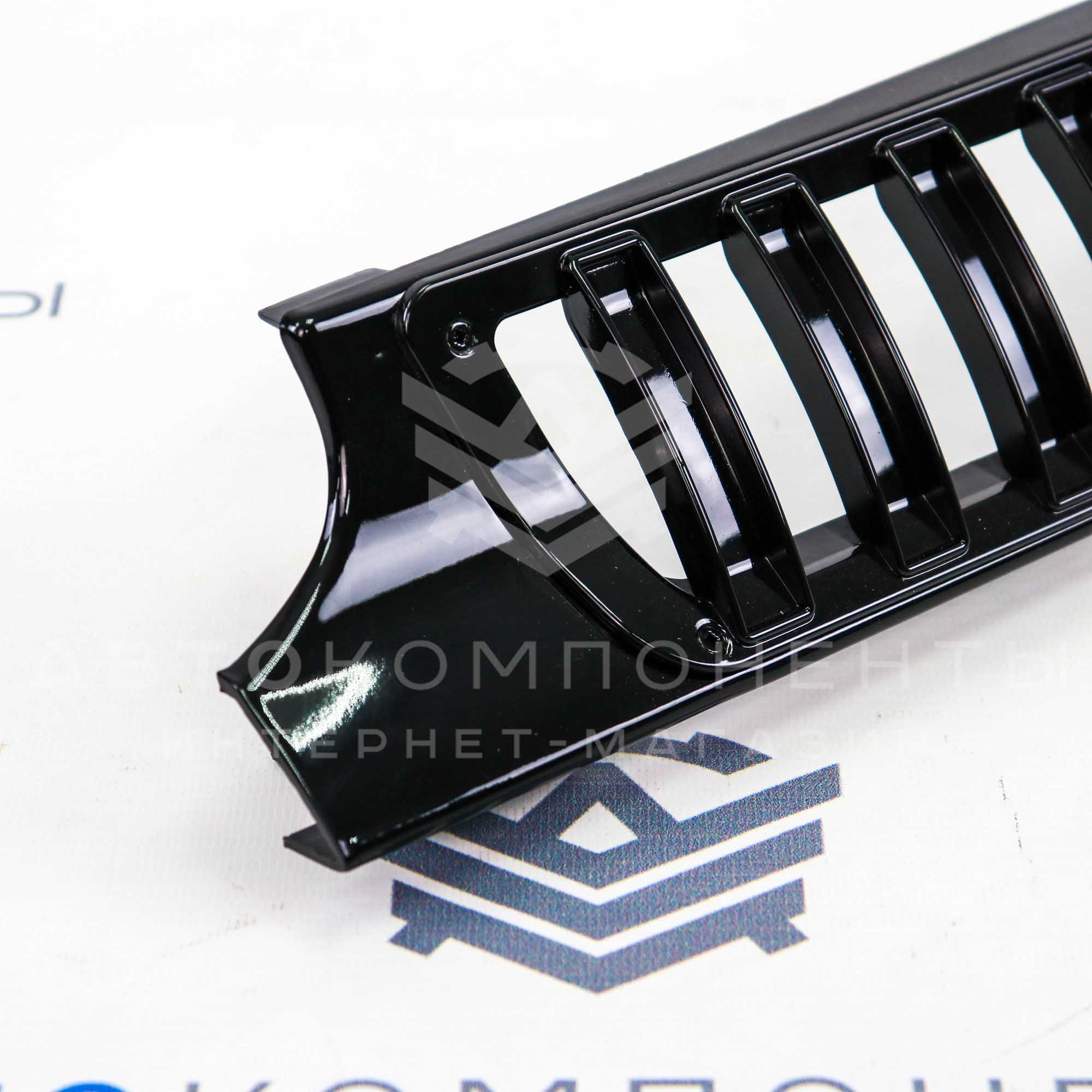 Решетка радиатора в стиле "AMG" (черный глянец) ВАЗ 2113, 2114, 2115