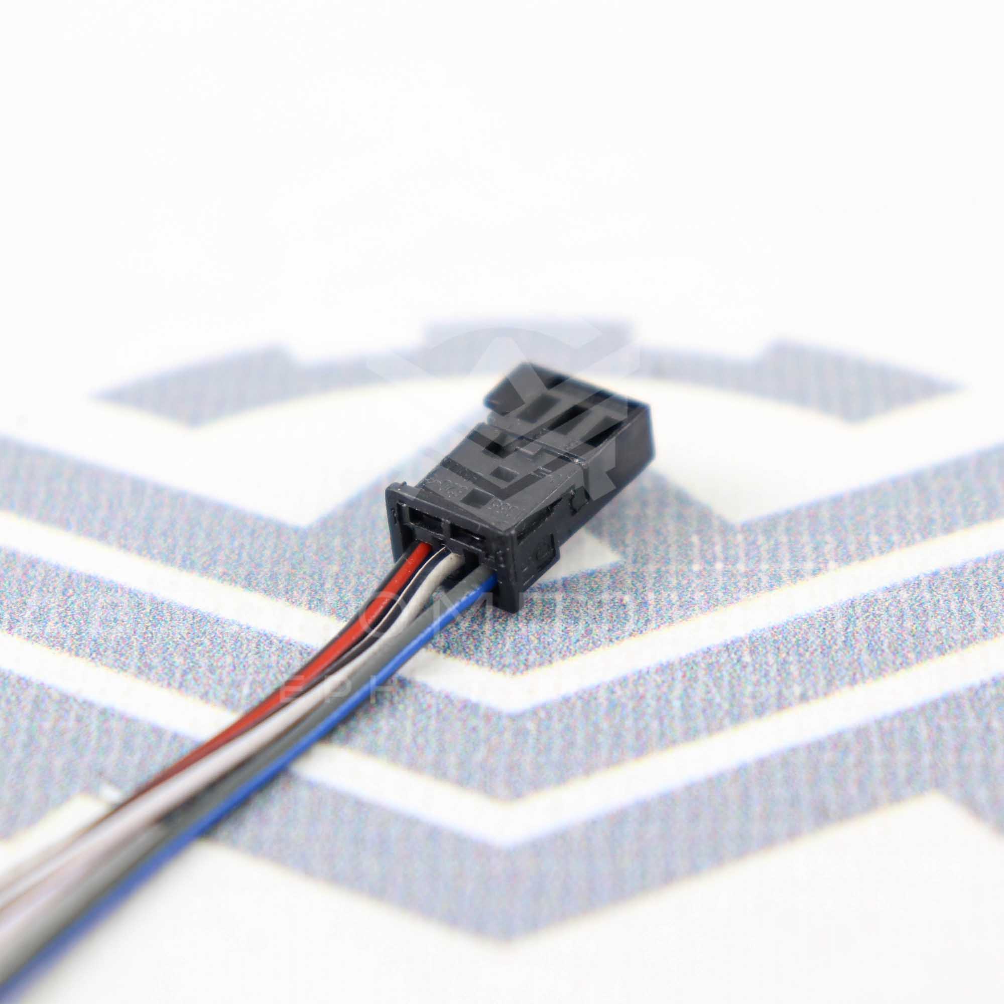 Разъем (фишка) датчика дождя Лада Приора