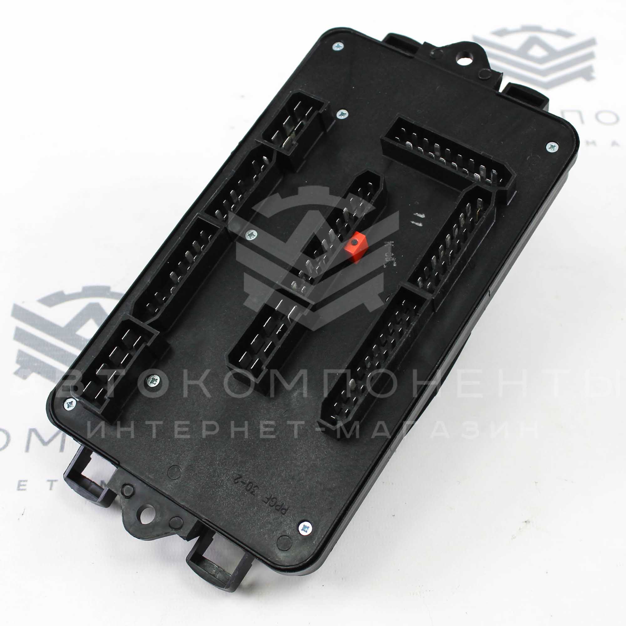 Монтажный блок реле и предохранителей (нового образца) в сборе ВАЗ 2108-21099, 2113-2115