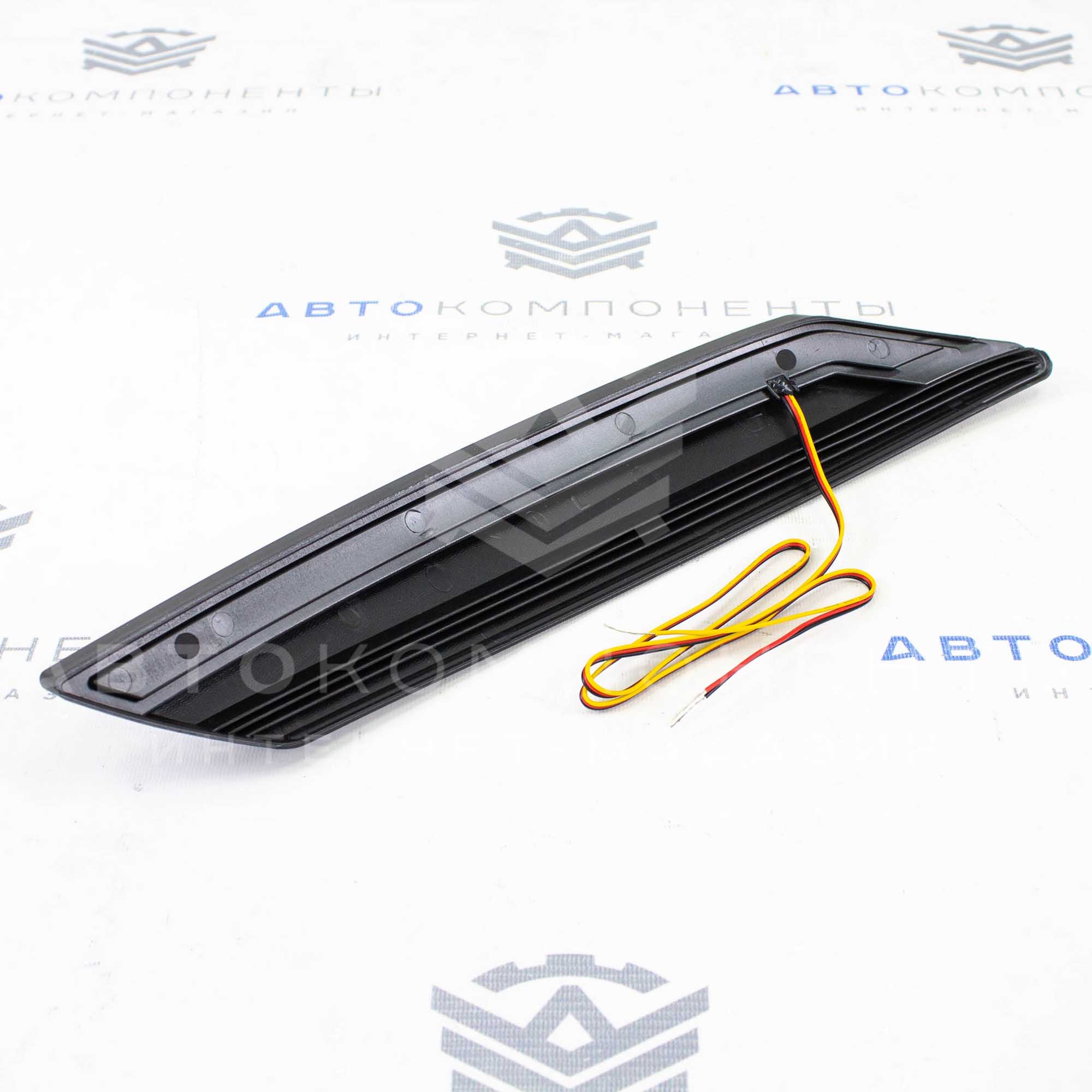 Реснички "Sal-Man" с бегающими поворотниками и ДХО на передние фары Лада Гранта