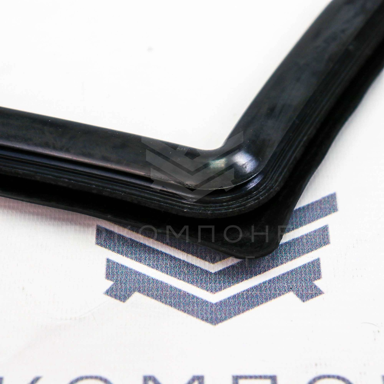 Уплотнитель заднего стекла крышки багажника ВАЗ 2108, 2109, 2113, 2114