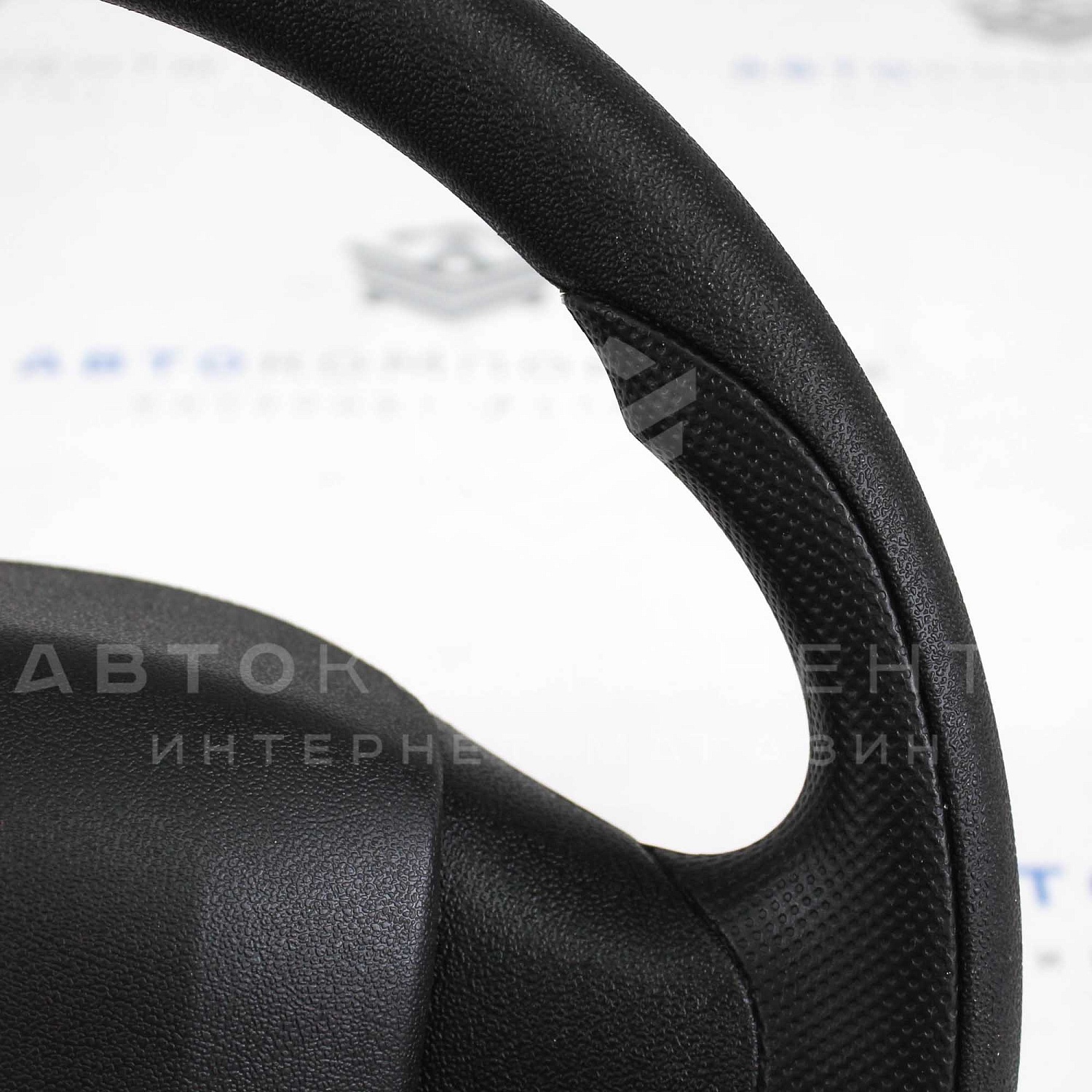 Руль (круглый) в стиле Приора 2 для ВАЗ 2108-21099, 2110-2112 (панель с/о) (чёрный лак)