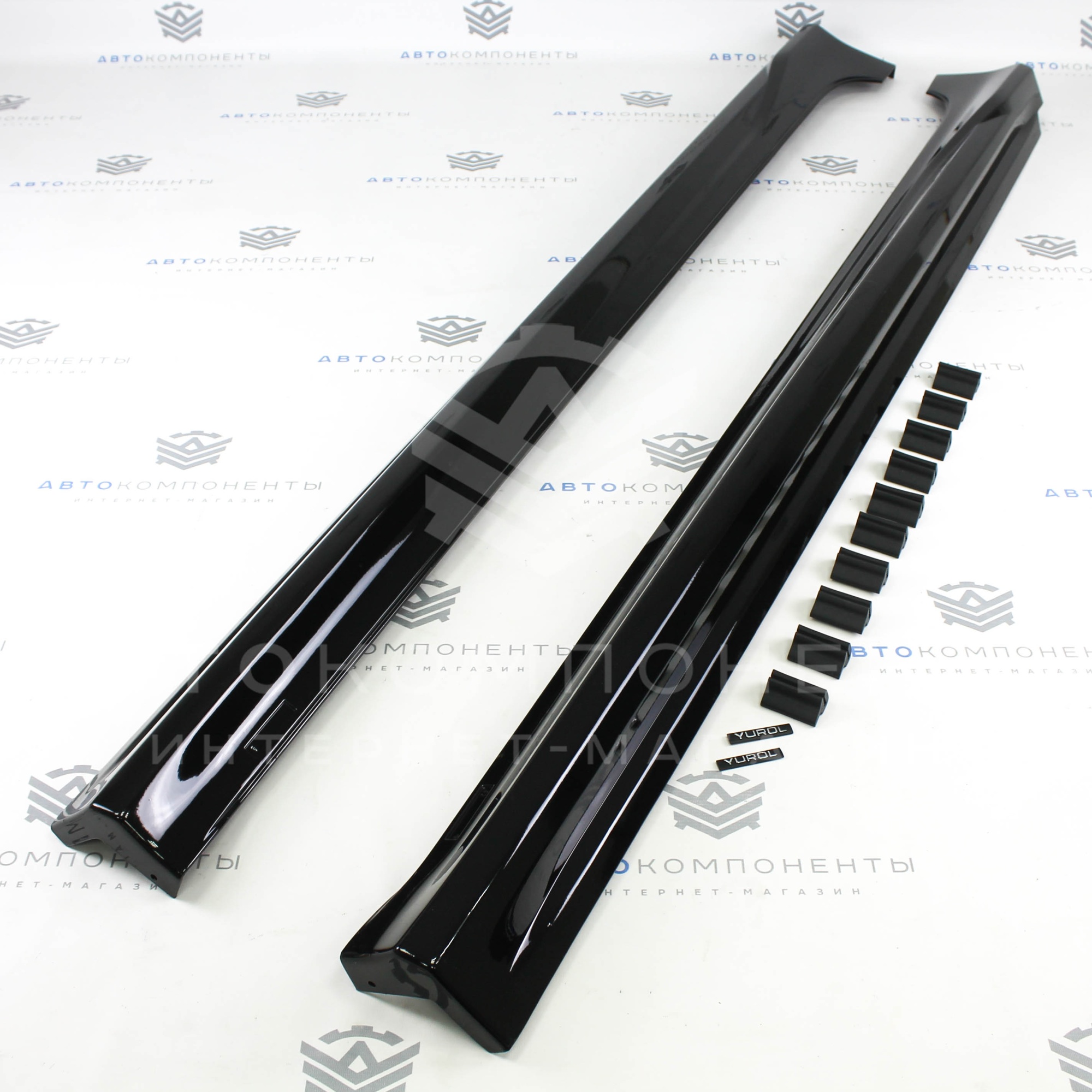 Накладки порогов X-MUG Лада Гранта FL в цвет кузова