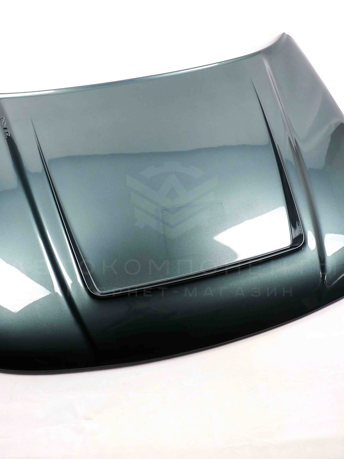 Стеклопластиковый капот "AVR" ВАЗ 2110, 2111, 2112 в цвет кузова