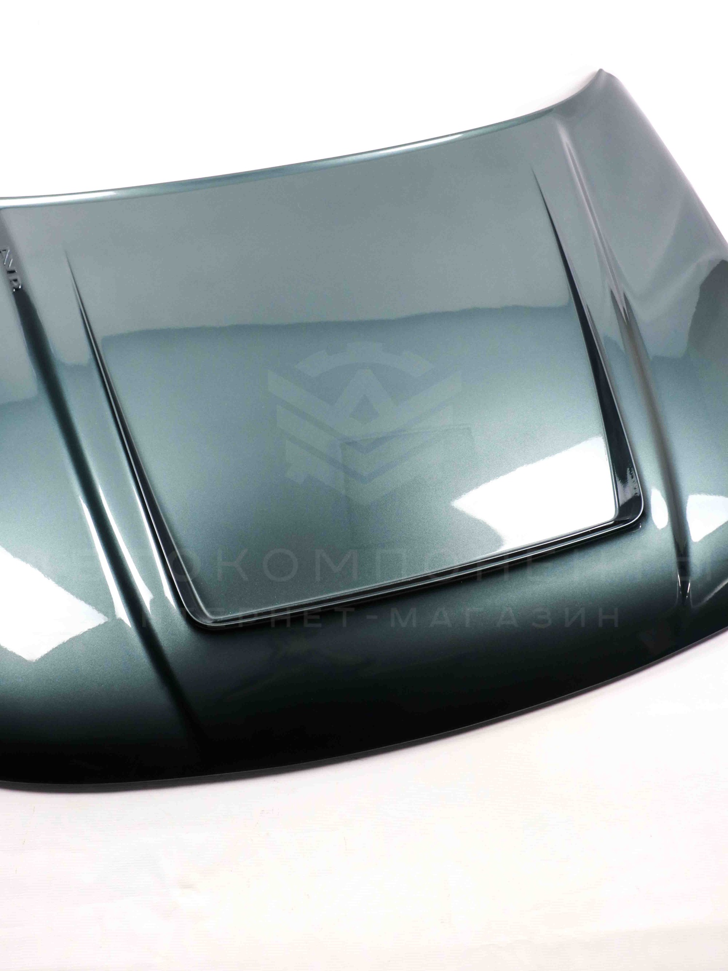 Стеклопластиковый капот "AVR" ВАЗ 2110, 2111, 2112 в цвет кузова