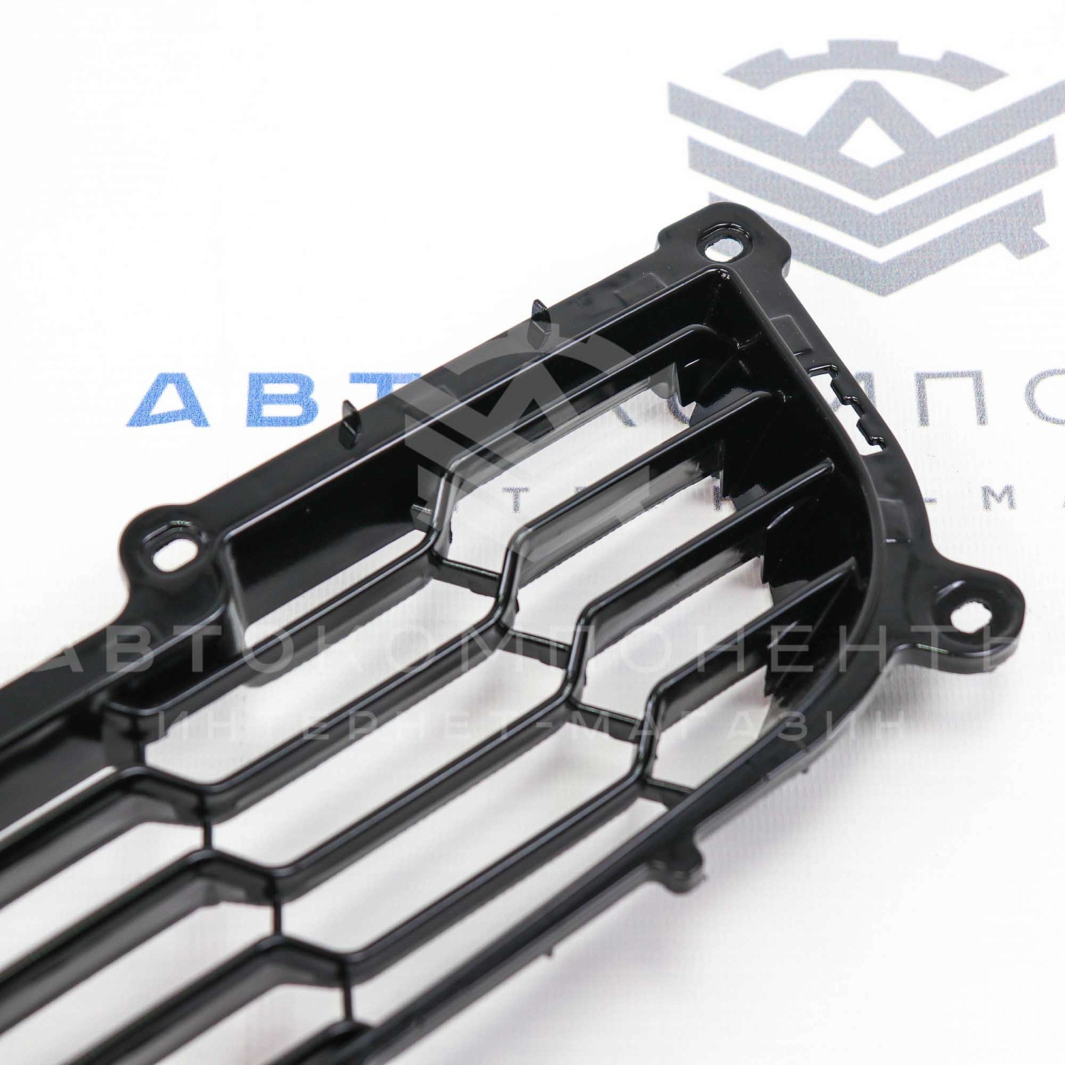 Нижняя решетка переднего бампера (соты) Лада Приора 2 (черный глянец)