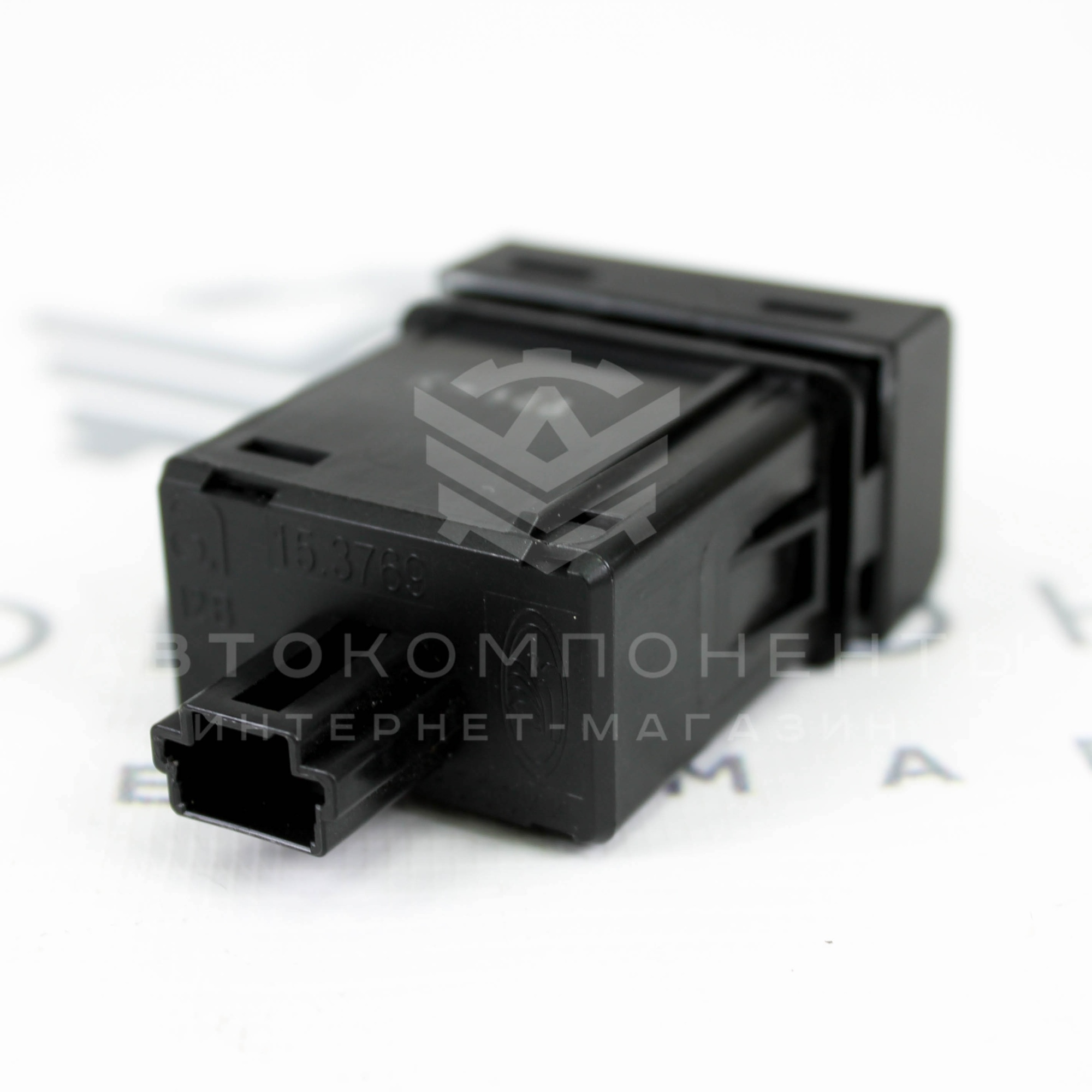 Розетка USB (для задних пассажиров, в подлокотнике) Лада Vesta / XRAY / Ларгус FL